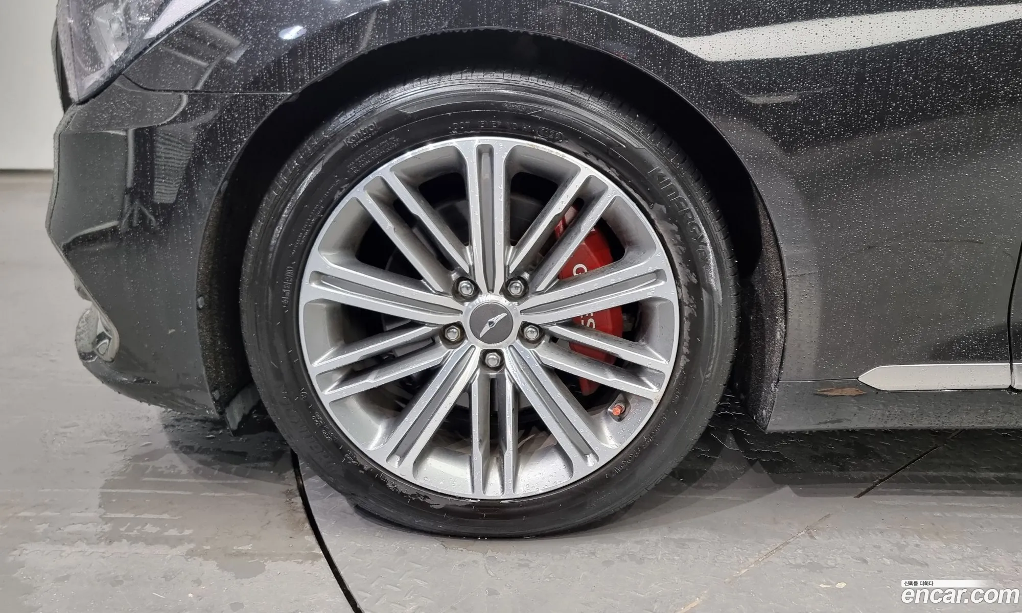 Genesis G80 I 22D Awd 2019 - фотография 1195989