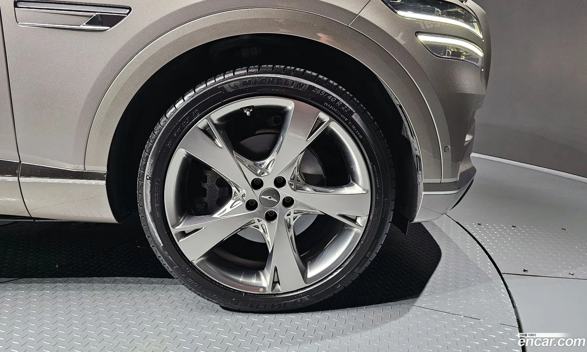 Genesis Gv80 I 25T Gasoline Awd 2021 - фотография 1161924