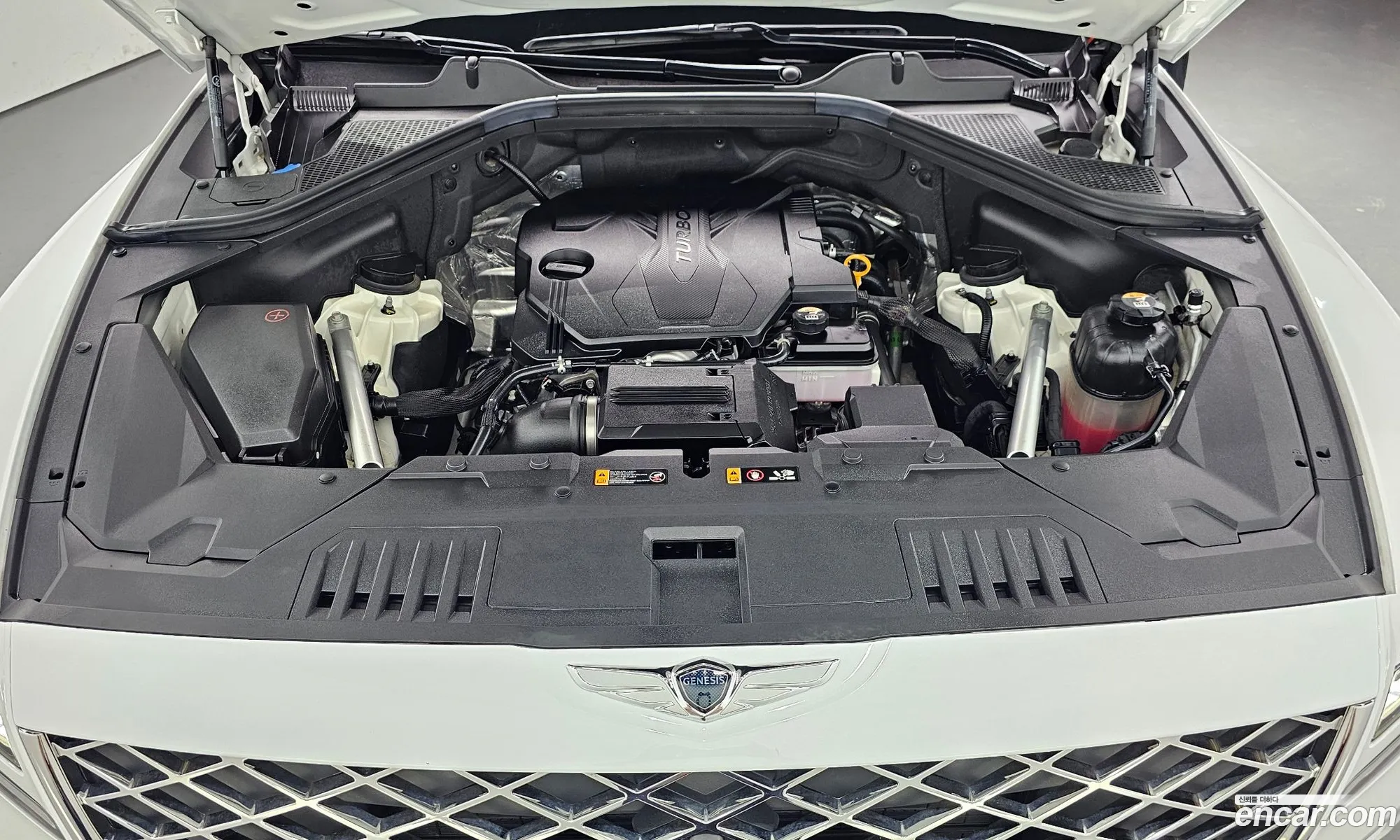 Genesis Gv80 I 25T Gasoline Awd 2022 - фотография 1174947