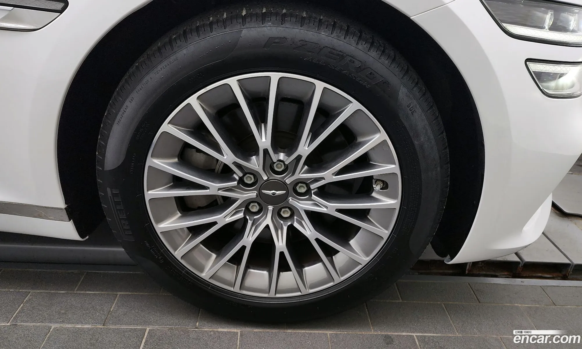 Genesis G80 Gasoline 25 Turbo Awd 2021 - фотография 19749973