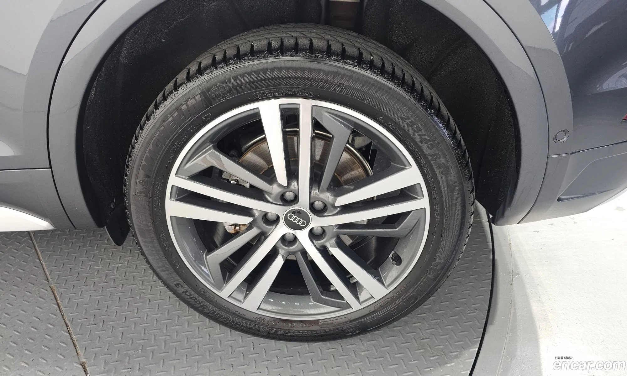 Audi Q5 45 Tfsi Quattro Premium 2023 - фотография 15290761
