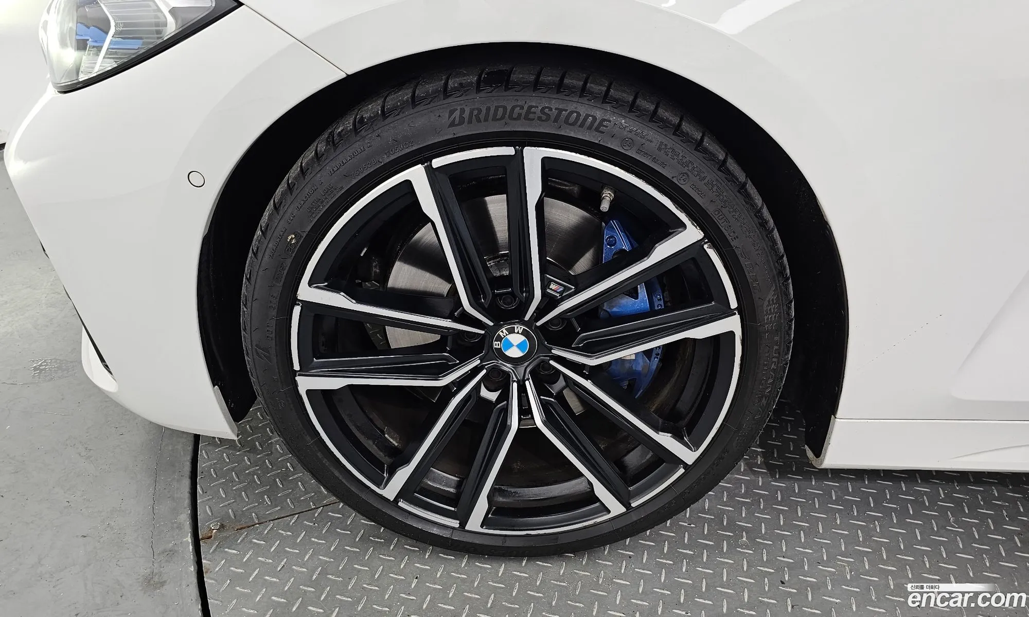 BMW 4Er G22 G23 430I First Edition Convertible 2021 - фотография 16366191