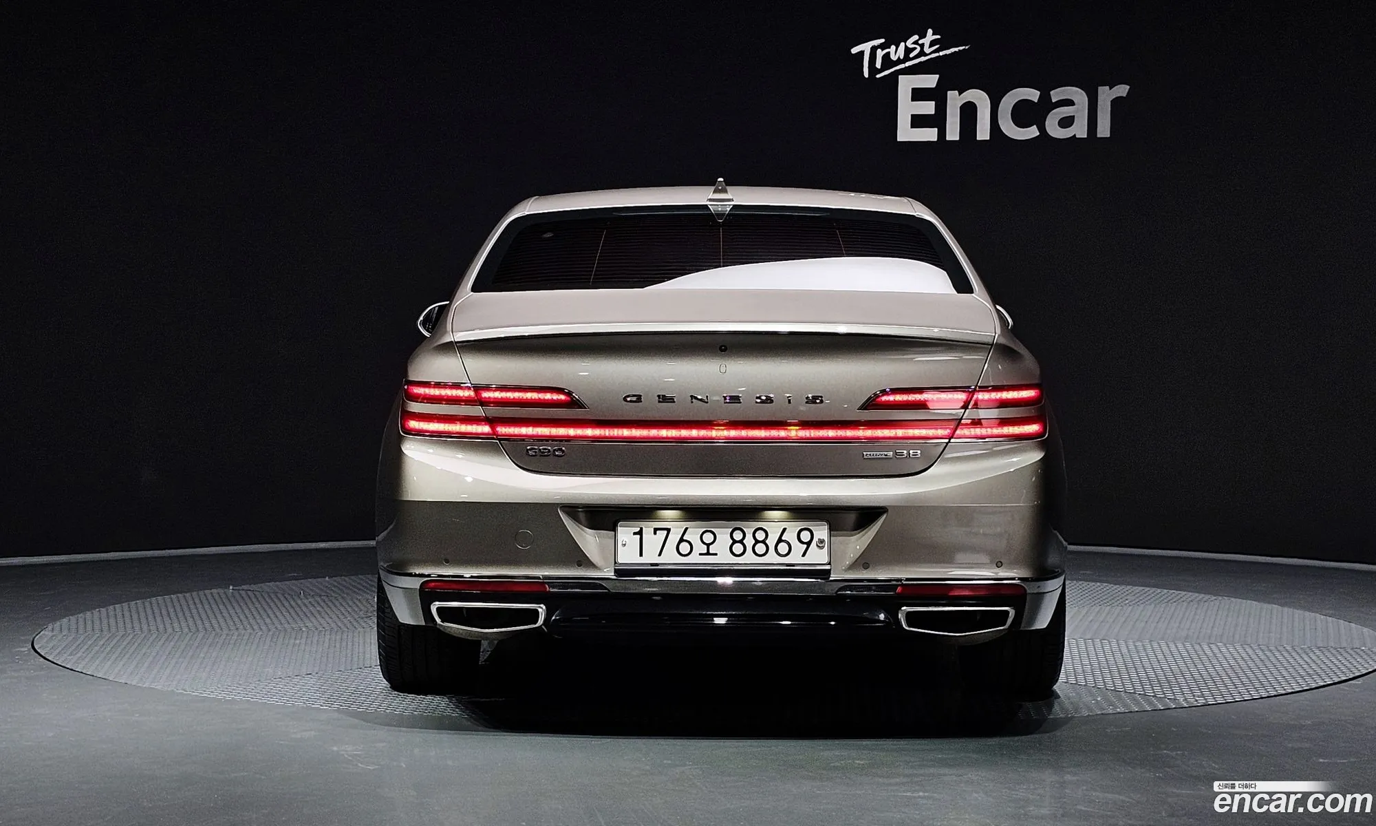 Genesis G90 I 38 Awd 2019 - фотография 19749984