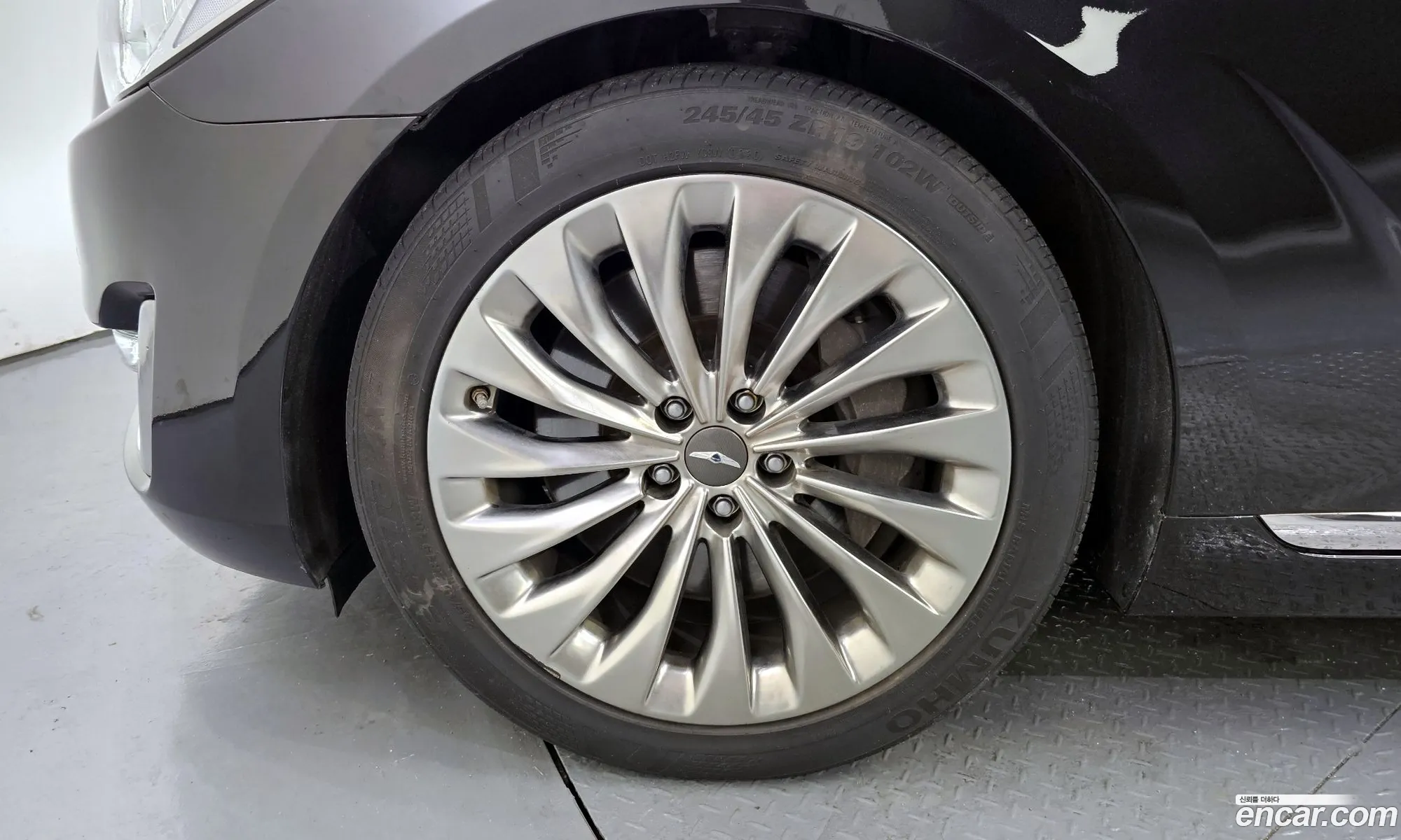 Genesis G90 I 38 Gdi Awd 2018 - фотография 1147254