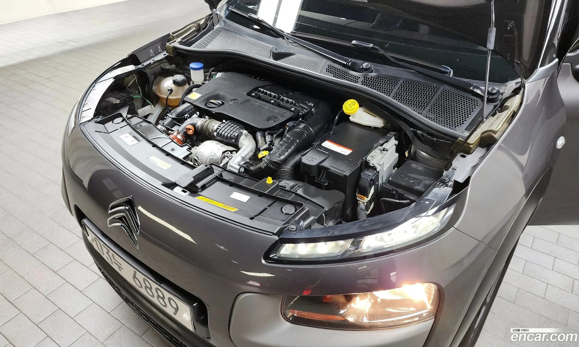 Citroen C4 Cactus 16 Bluehdi Fill 2018 - фотография 2045677