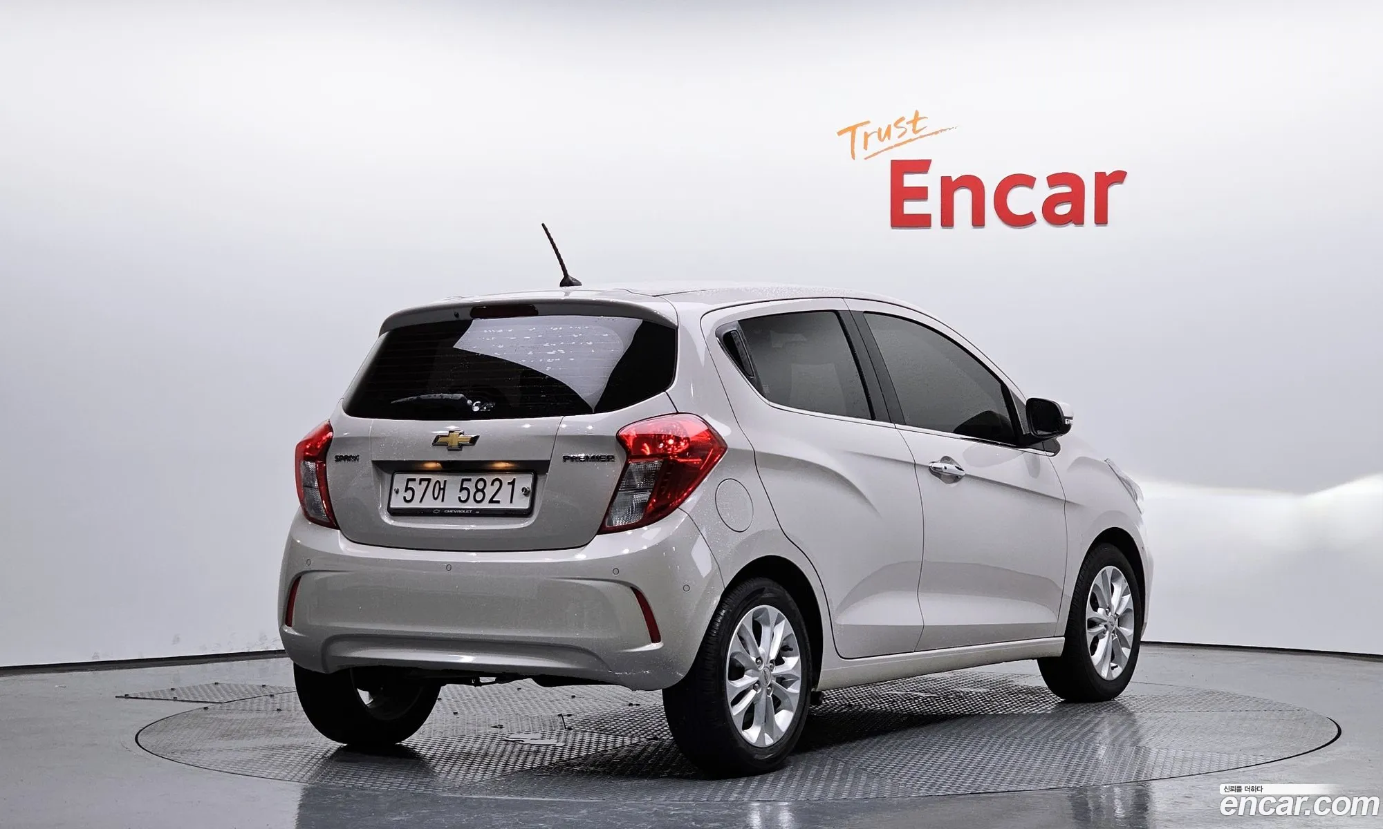 Chevrolet Spark Iv Premier 2019 - фотография 17507696
