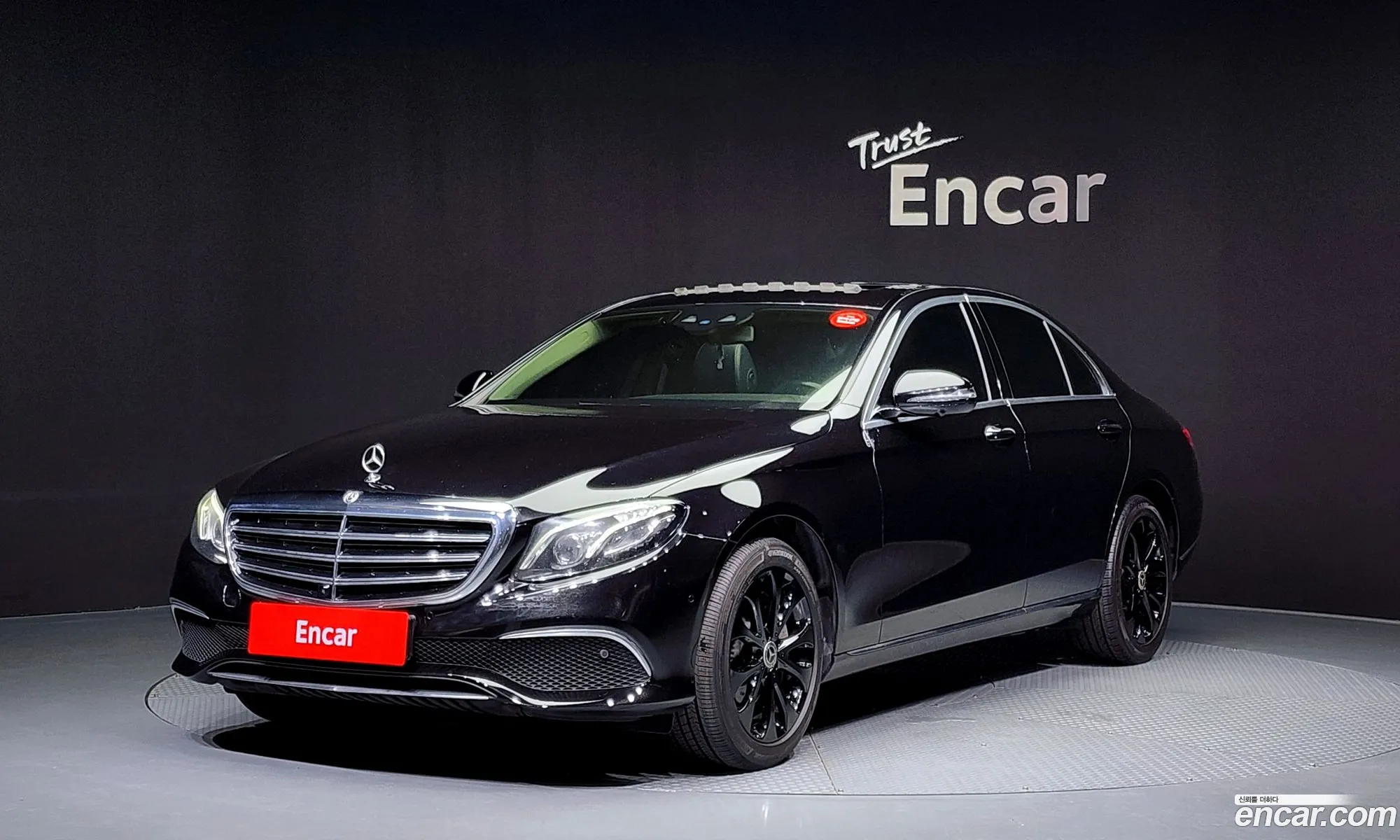 Mercedes-Benz E-Klasse V W213 S213 C238 E300 Exclusive 2018 - фотография 16467812