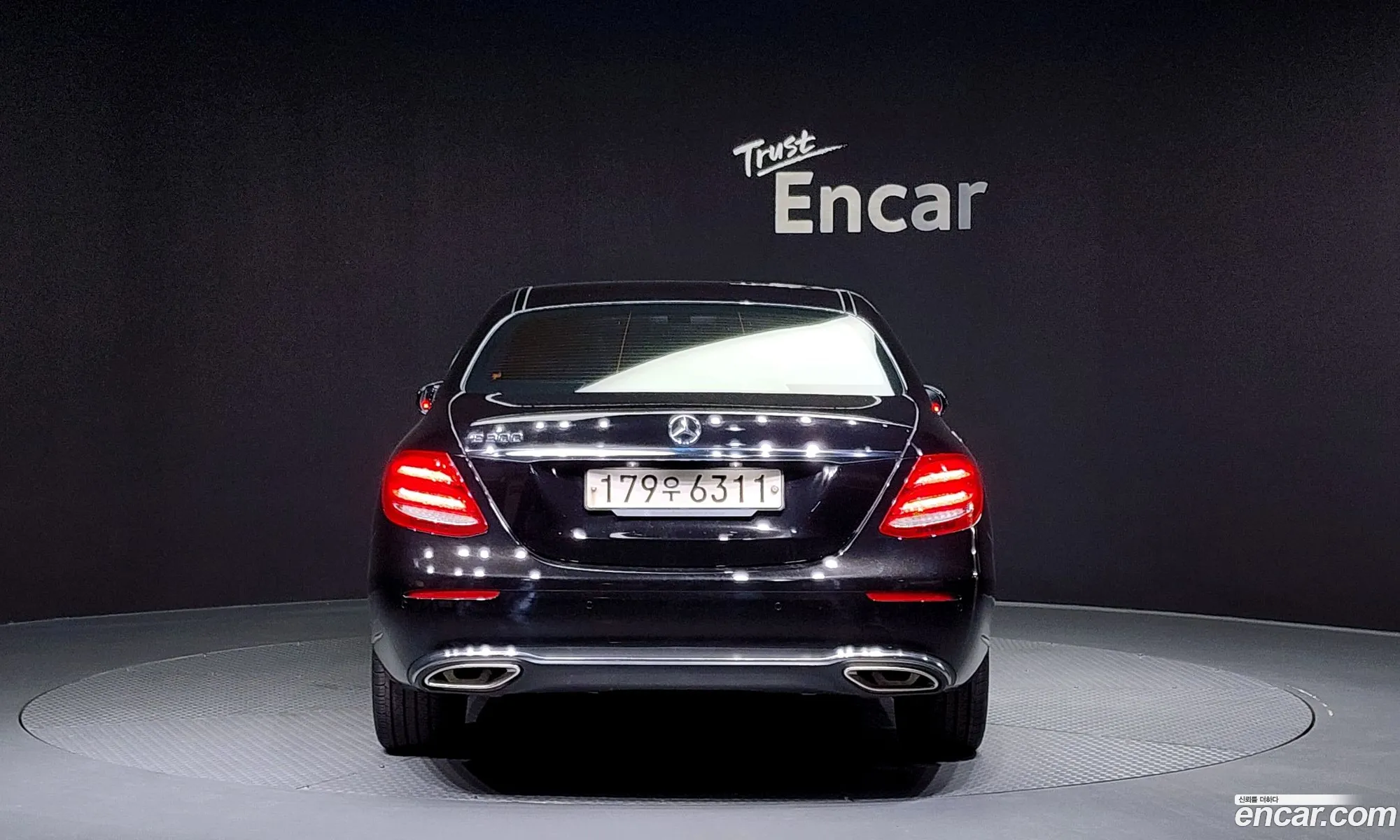 Mercedes-Benz E-Klasse V W213 S213 C238 E300 Exclusive 2018 - фотография 16467815