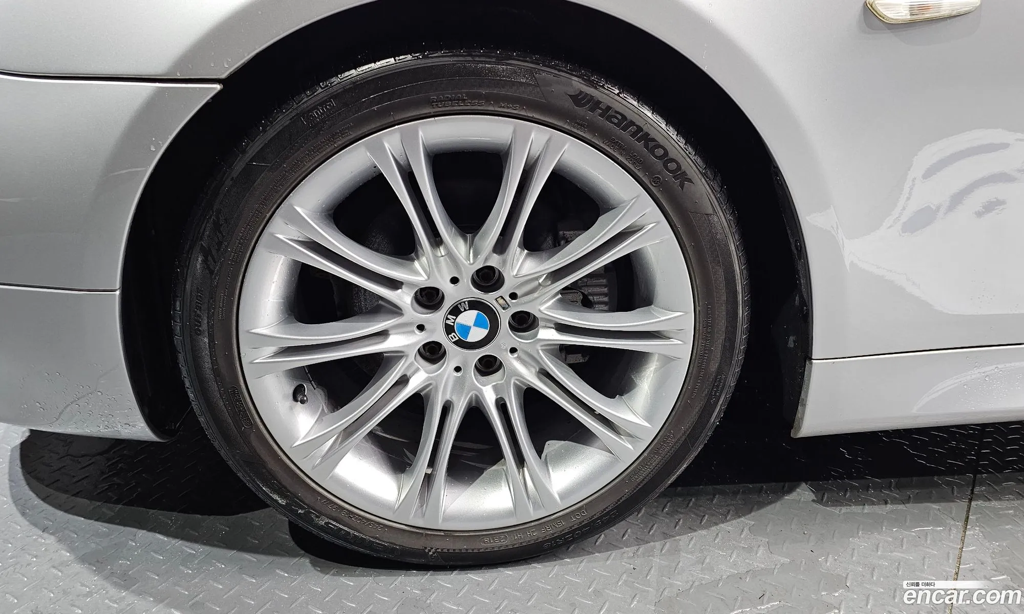 BMW 5Er 528I Sedan Se 2010 - фотография 19768950