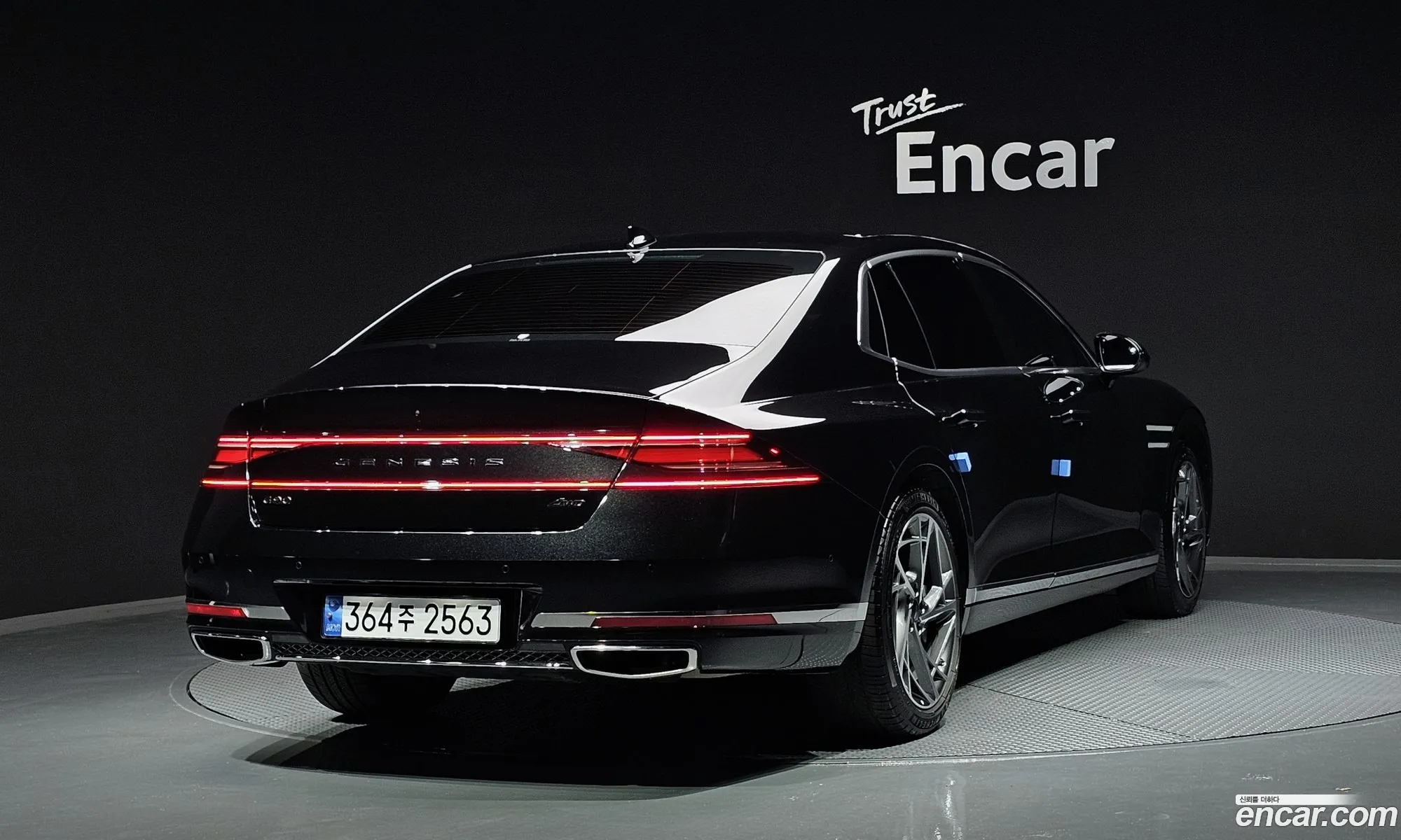 Genesis G90 Gasoline 35 Turbo Awd 2023 - фотография 1152753