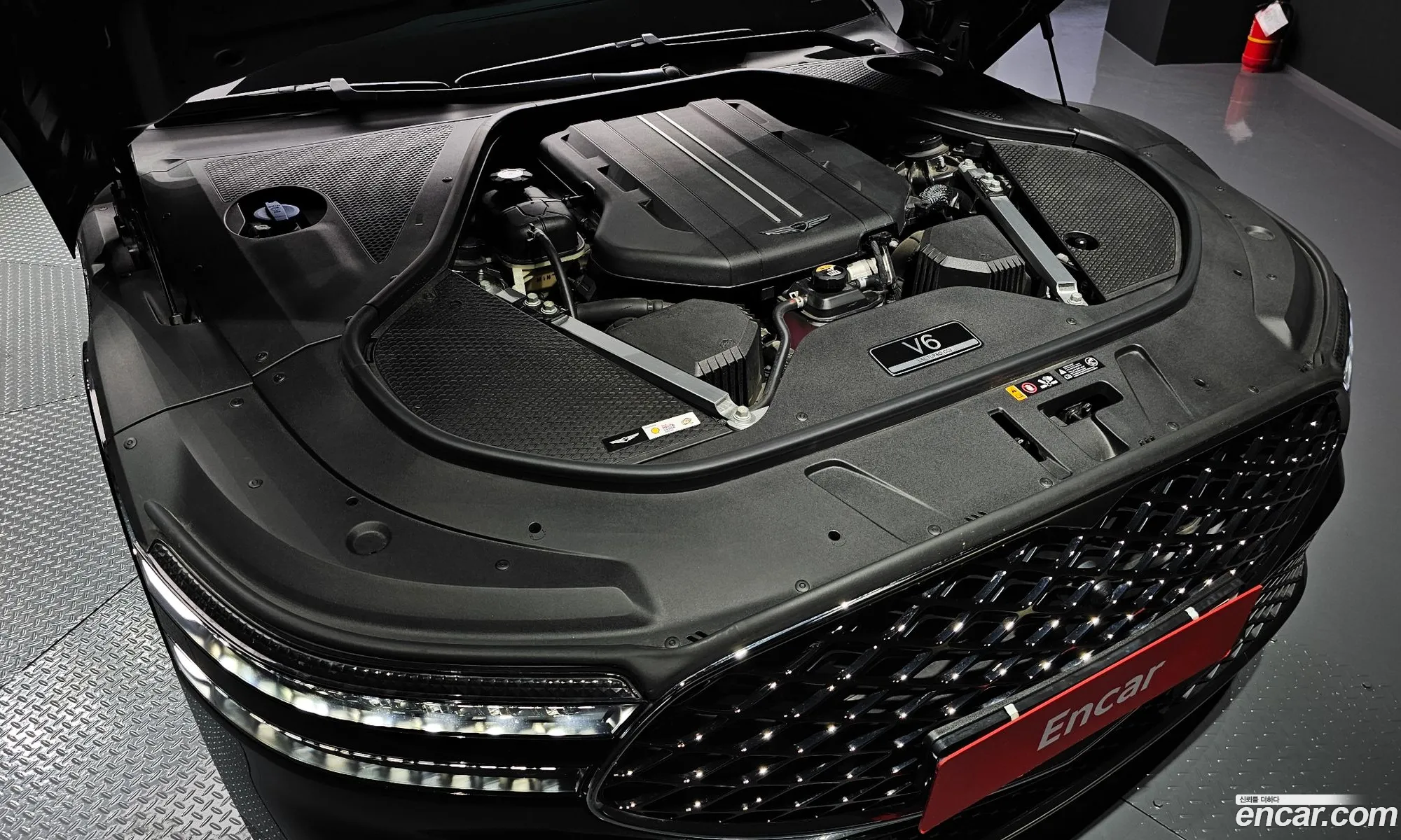 Genesis G90 Gasoline 35 Turbo Awd 2023 - фотография 1152757