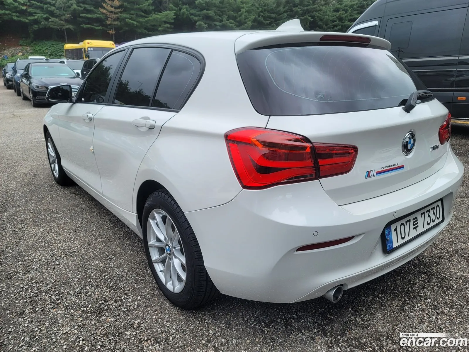 BMW 1Er 118D Joy 5 Door 2018 - фотография 19712949