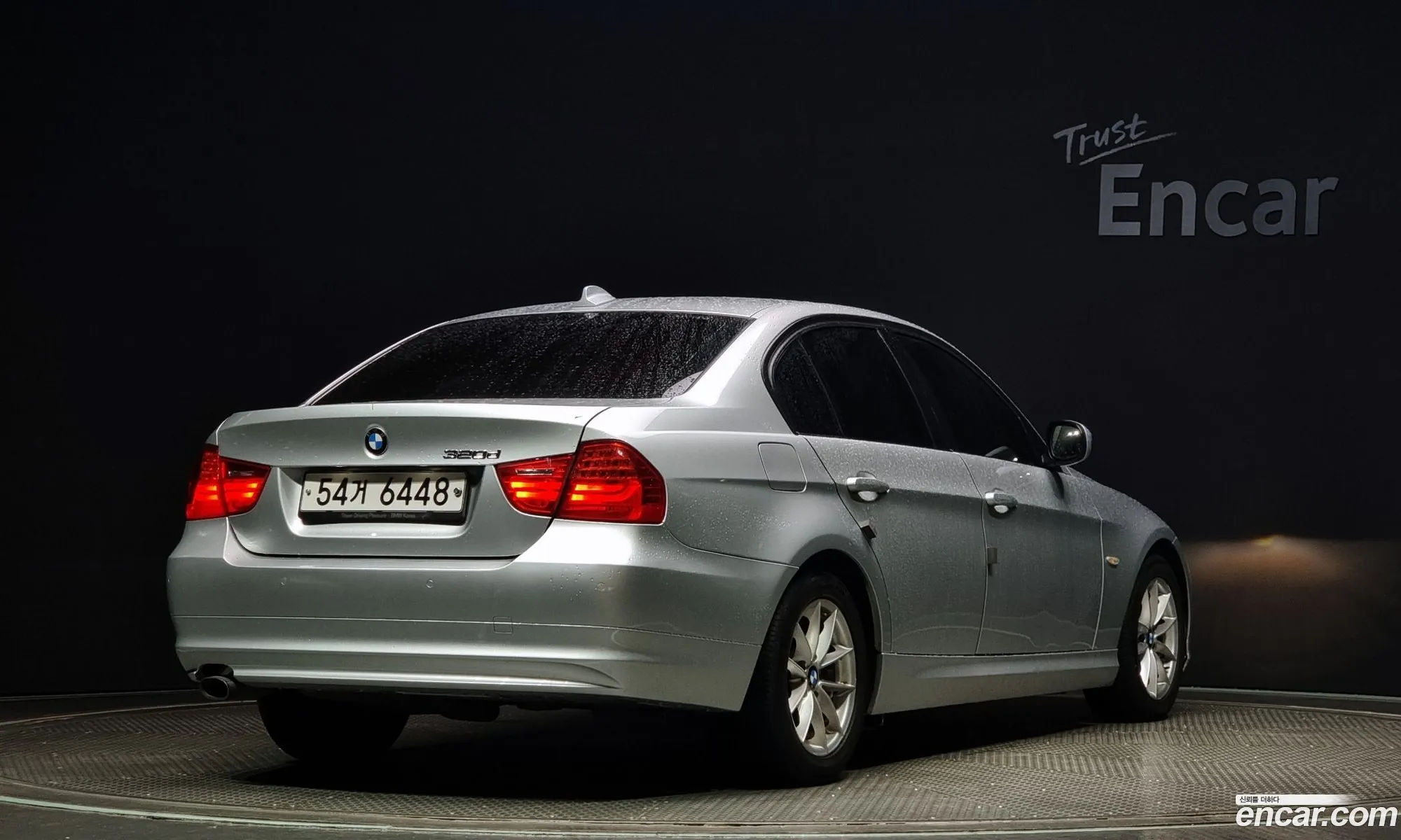 BMW 3Er V E90E91E92E93 320D Sedan 2010 - фотография 19715882