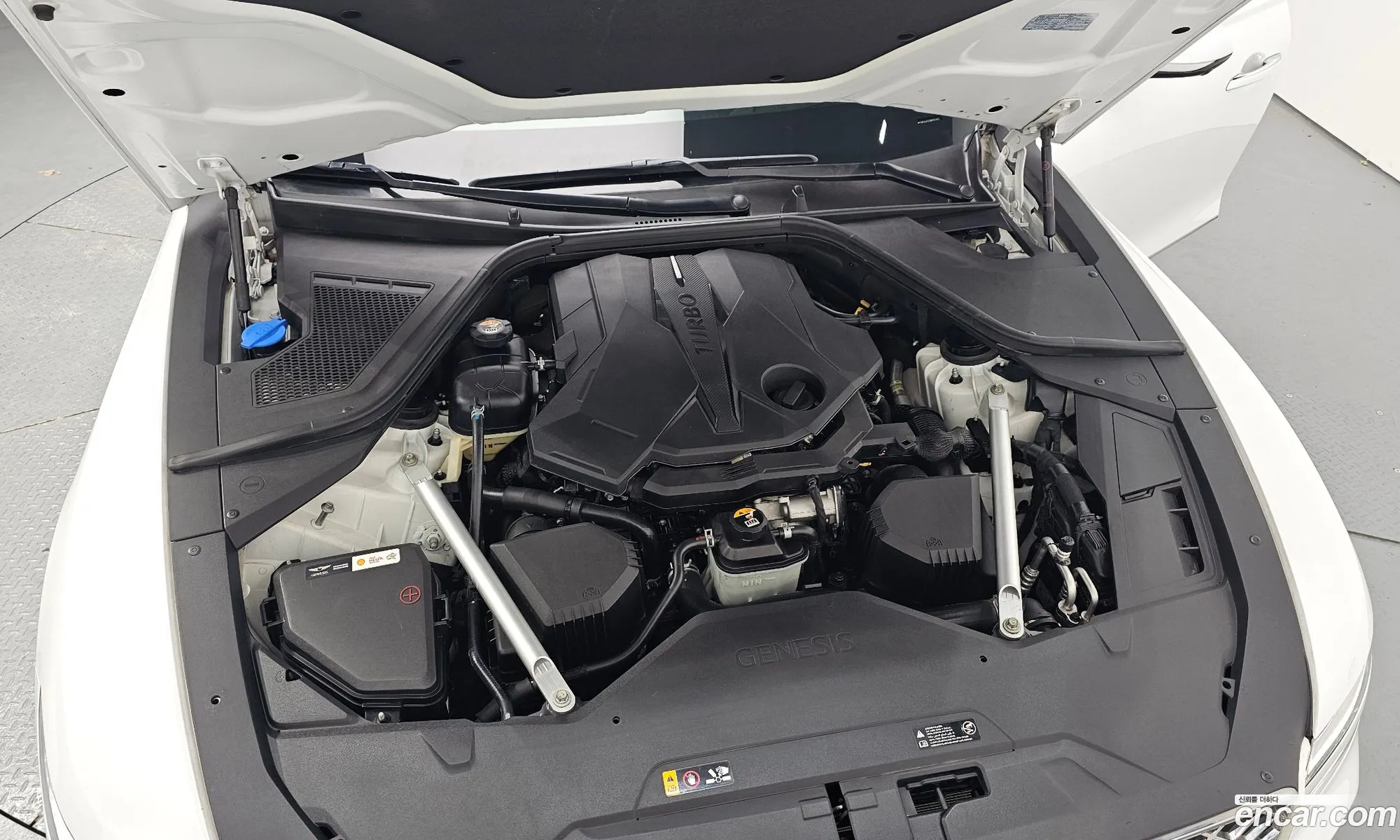 Genesis G80 Gasoline 35 Turbo Awd 2021 - фотография 1138637