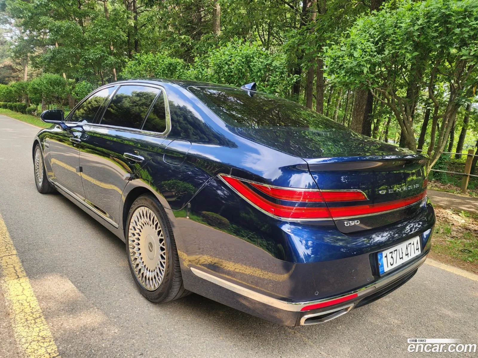Genesis G90 I 50 Awd 2019 - фотография 1147275