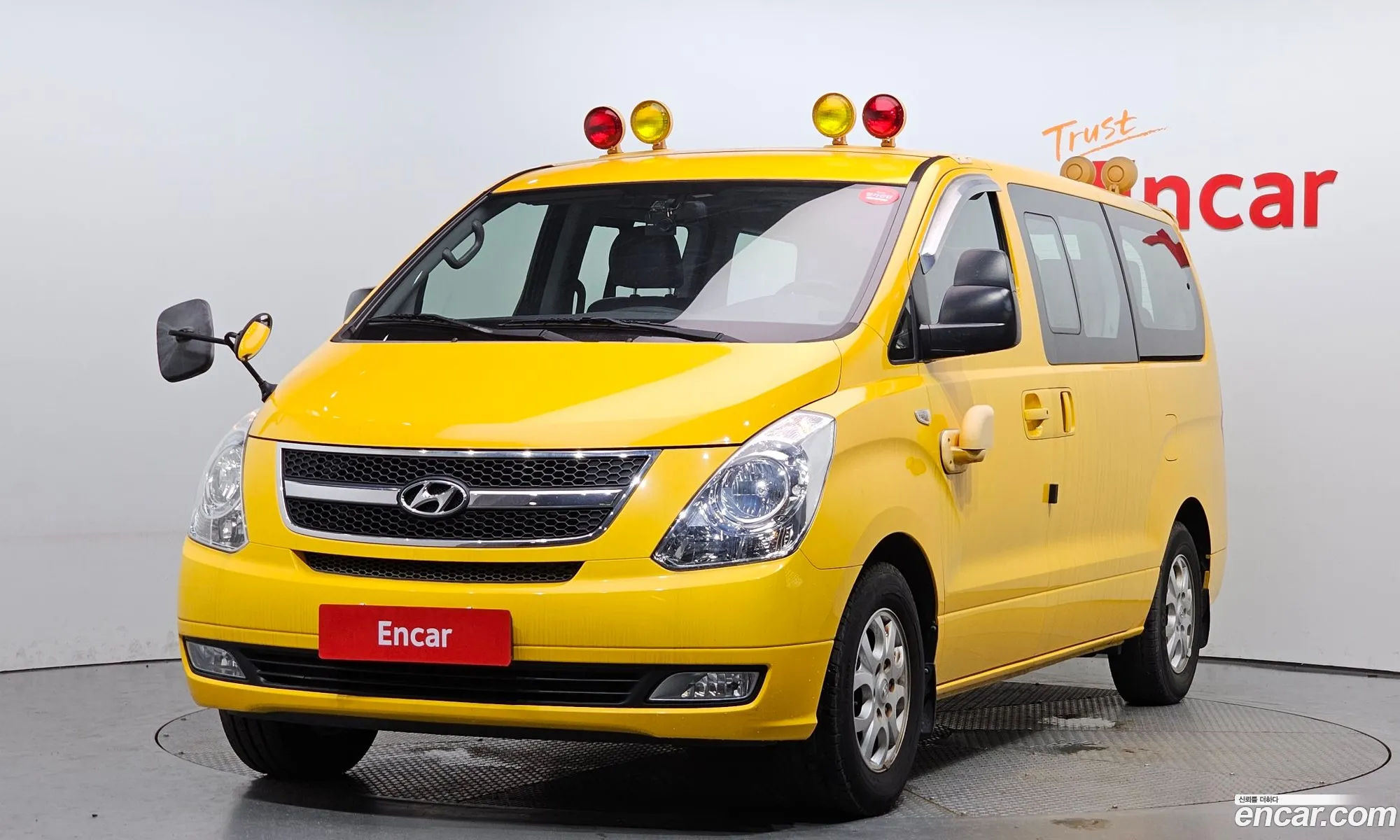 Hyundai Starex Child Protection Car 2015 - фотография 14590877
