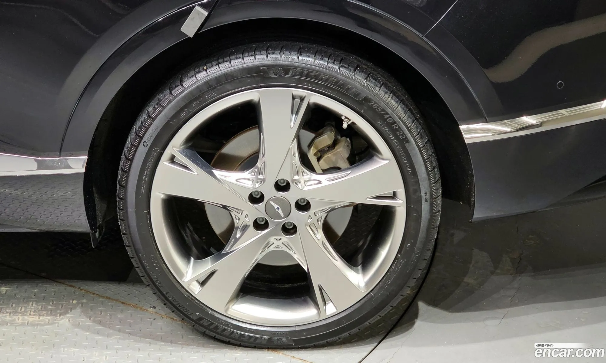 Genesis Gv80 I 35T Gasoline Awd 2022 - фотография 1113041