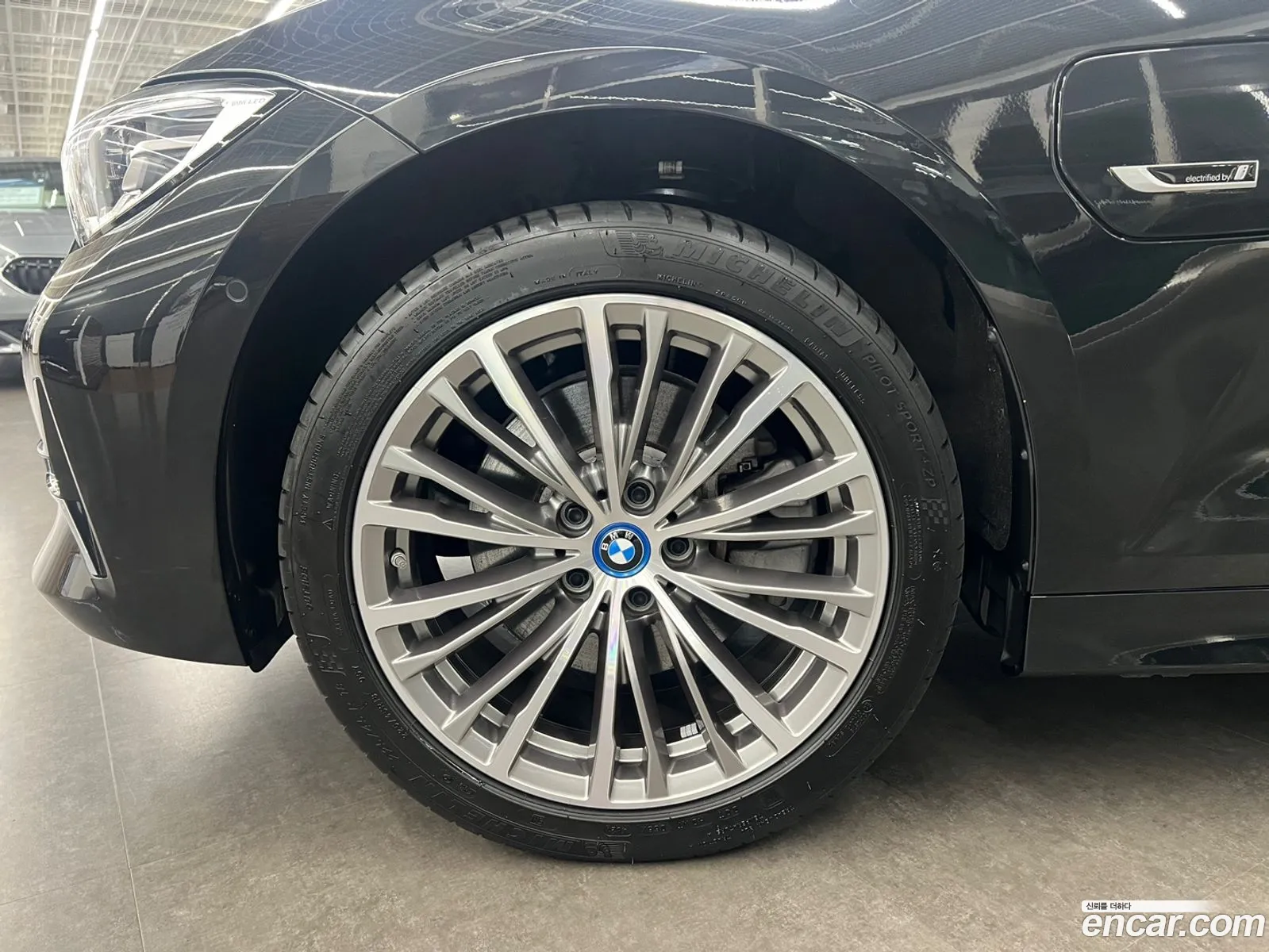 BMW 3Er Vii G2X 320E Luxury 2022 - фотография 19722373