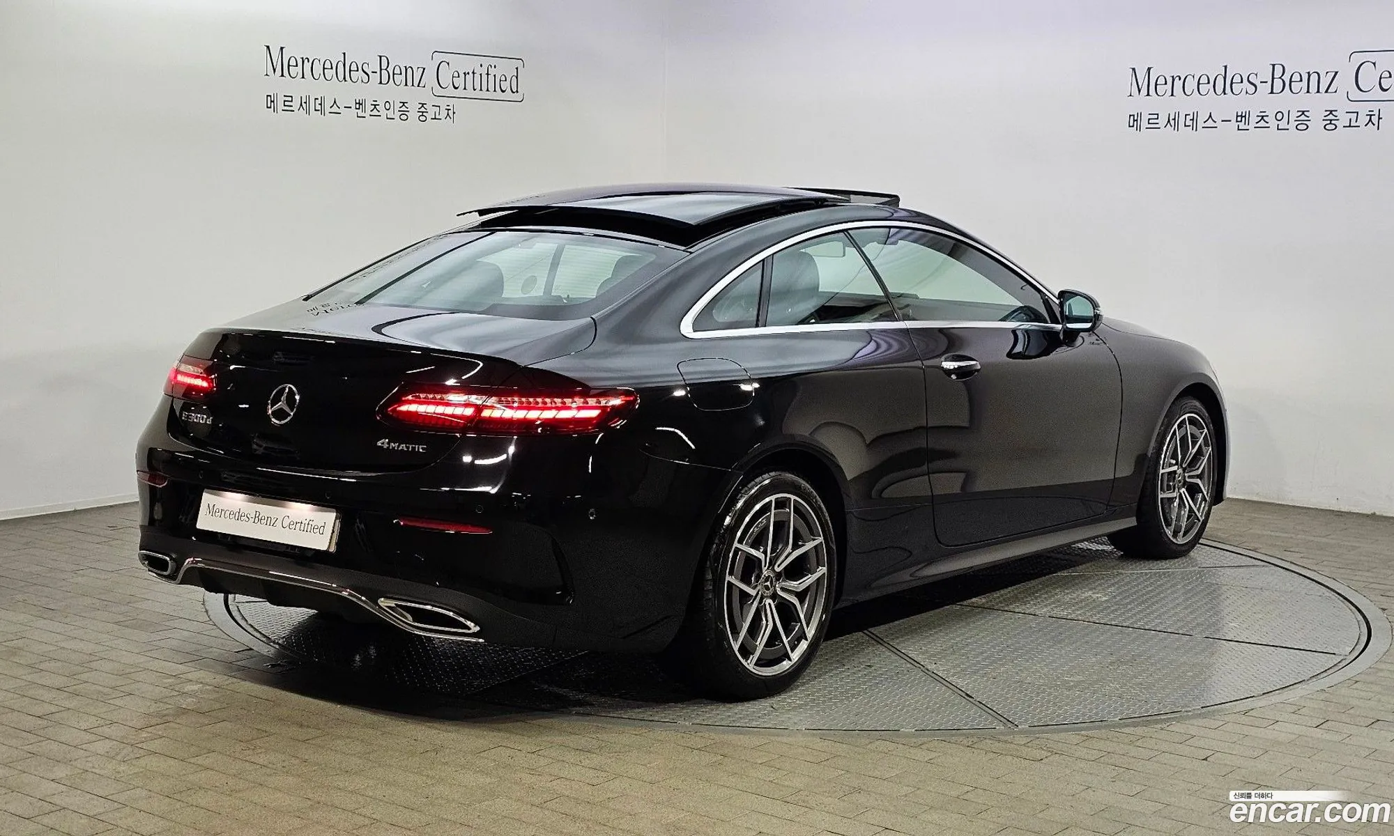 Mercedes-Benz E-Klasse E300D 4Matic Coupe 2023 - фотография 16365780