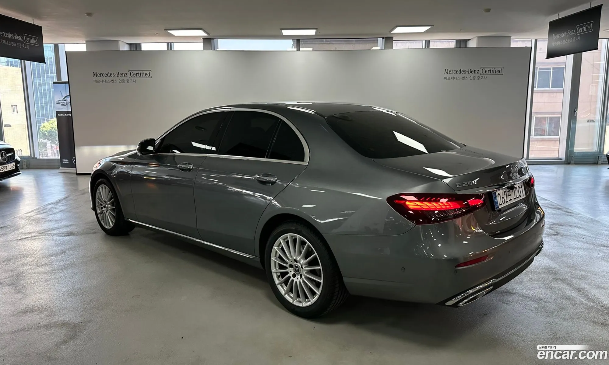 Mercedes-Benz E-Klasse V W213 S213 C238 E250 Exclusive 2021 - фотография 16365733