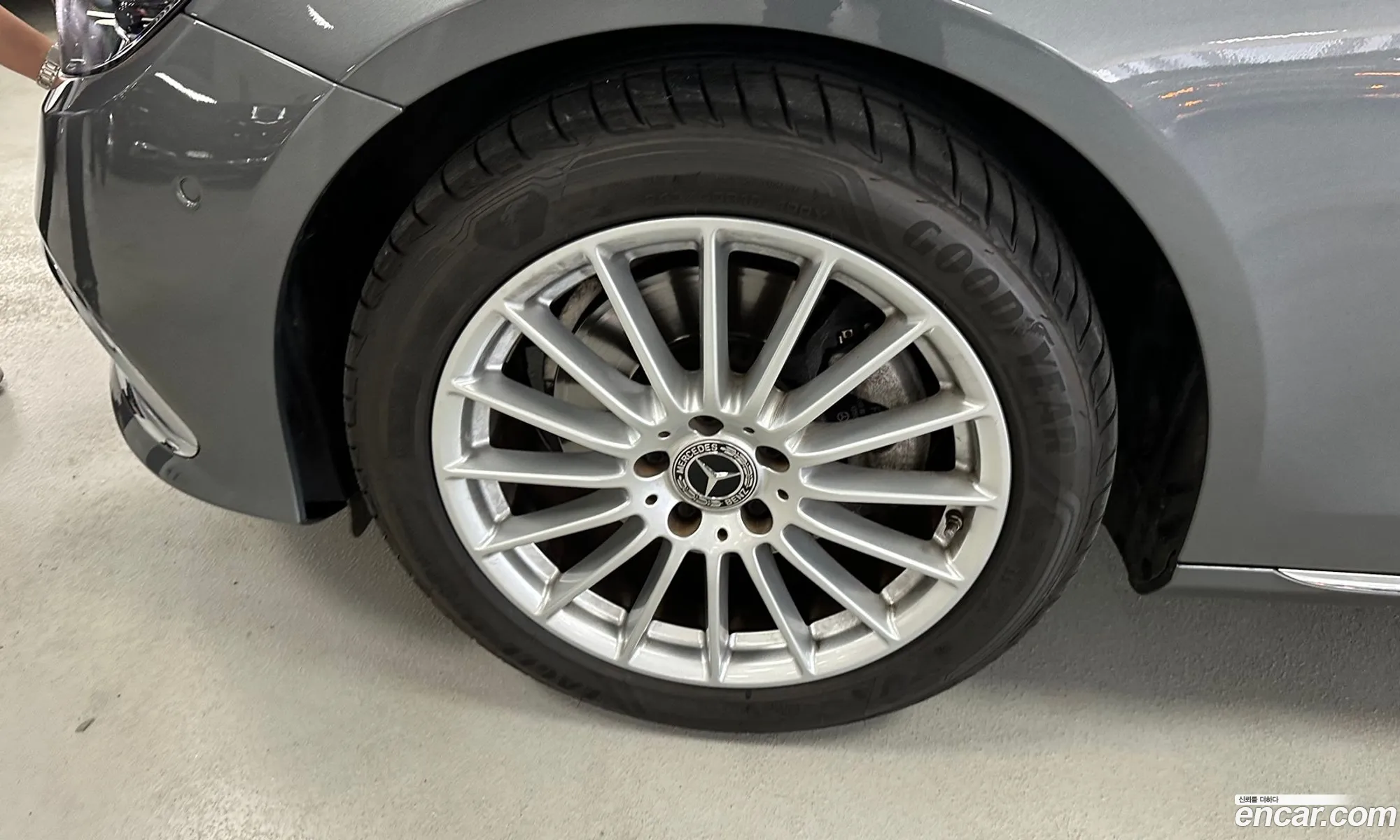 Mercedes-Benz E-Klasse V W213 S213 C238 E250 Exclusive 2021 - фотография 16365735