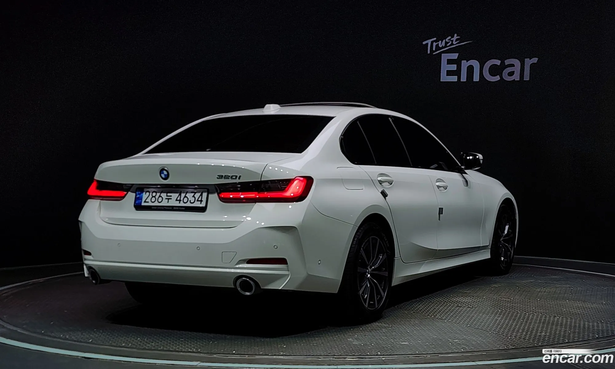 BMW 3Er 320I 2023 - фотография 16372294