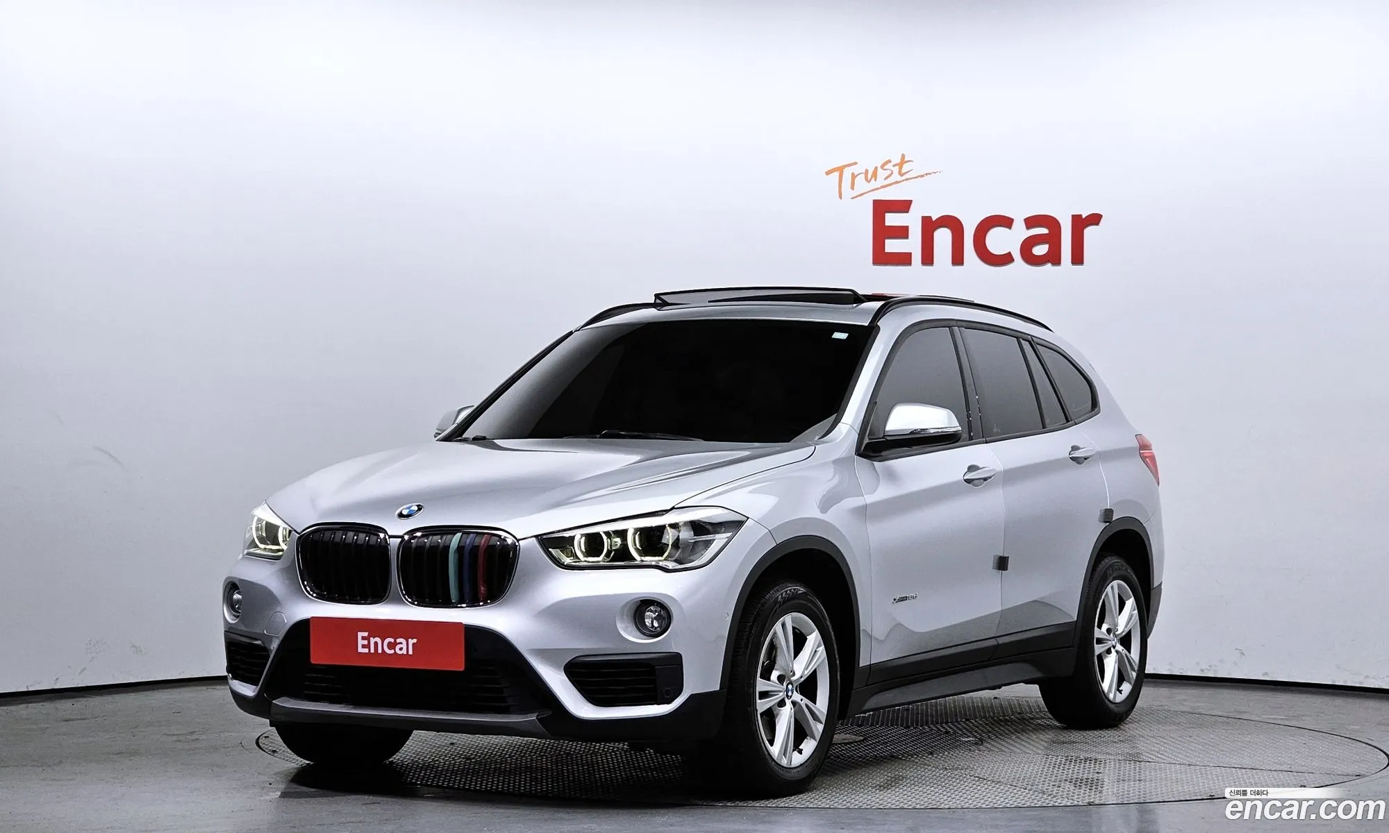 BMW X1 Ii F48 xDrive 18D 2016 - фотография 19712896