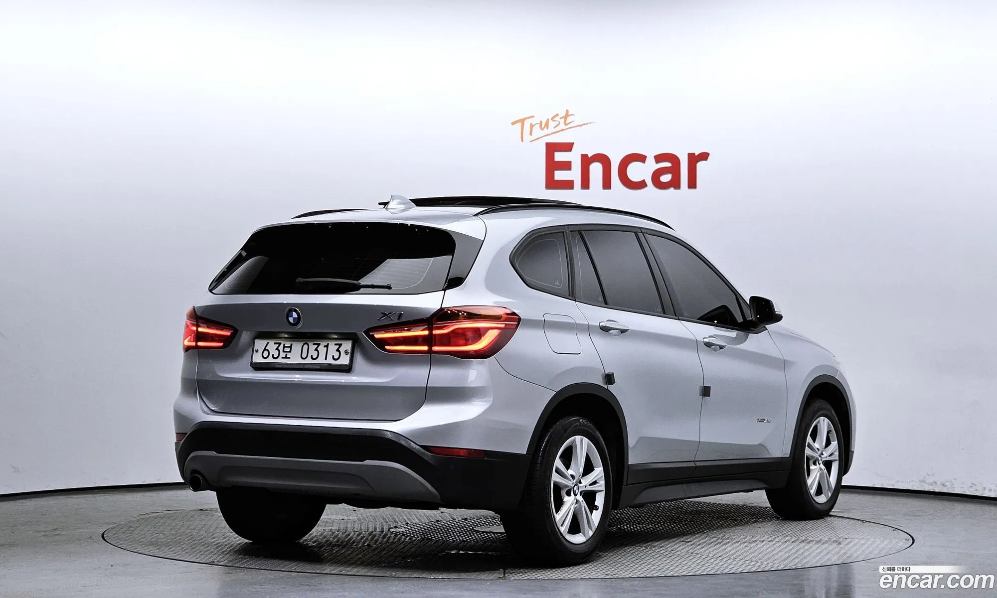 BMW X1 Ii F48 xDrive 18D 2016 - фотография 19712897