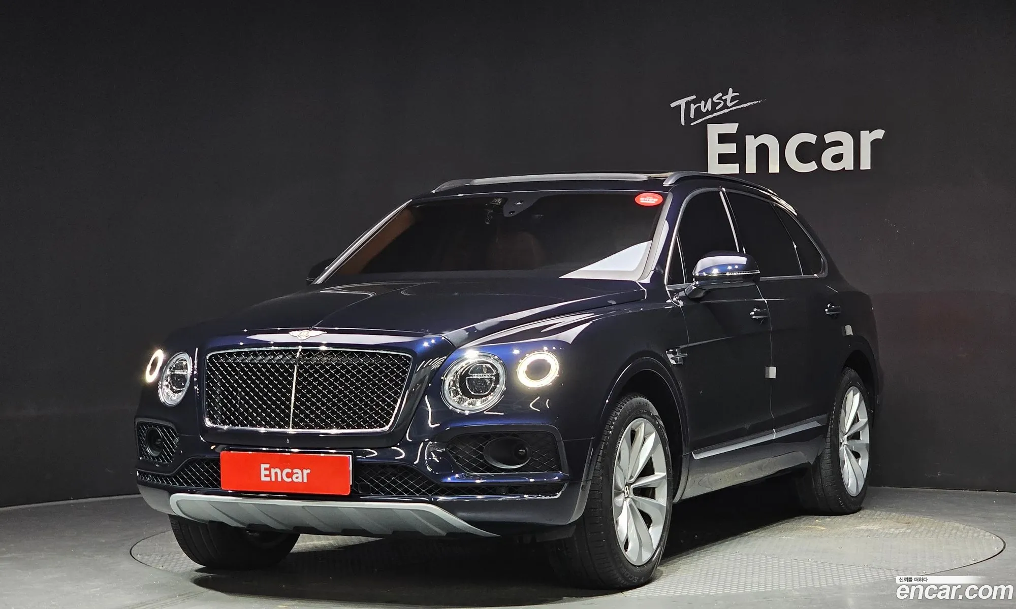 Bentley Bentayga I 40V8 2020 - фотография 4159624