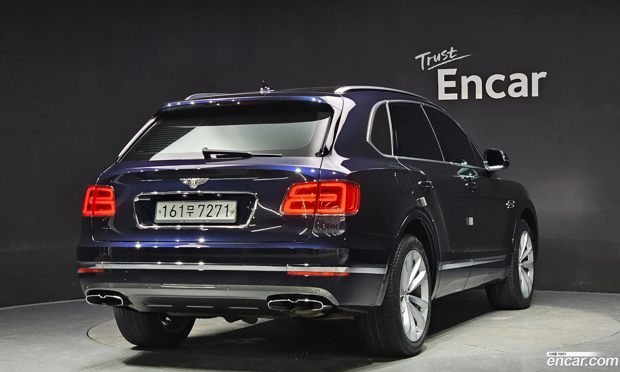 Bentley Bentayga I 40V8 2020 - фотография 4159625