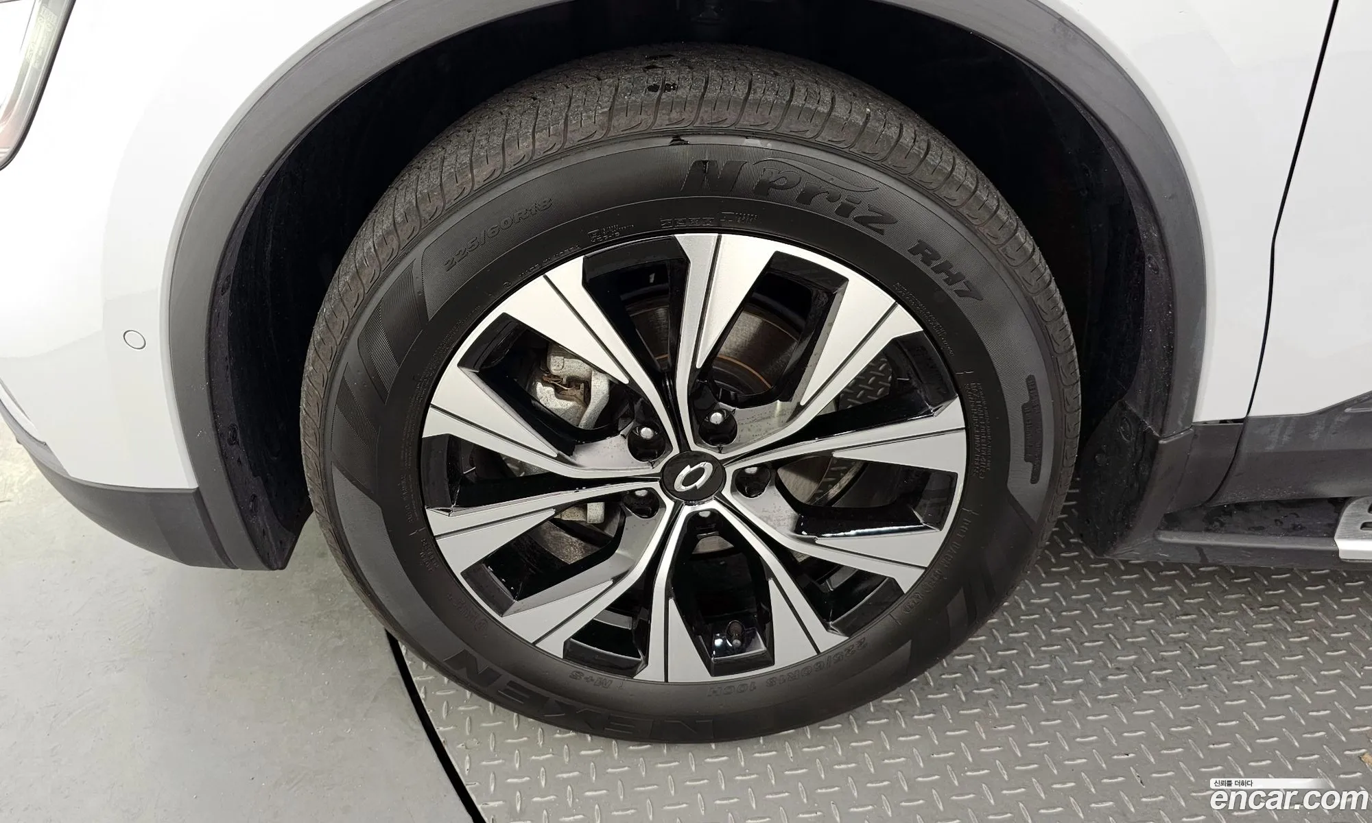 Renault Samsung Qm6 20 Gde Le 2Wd 2021 - фотография 2702575