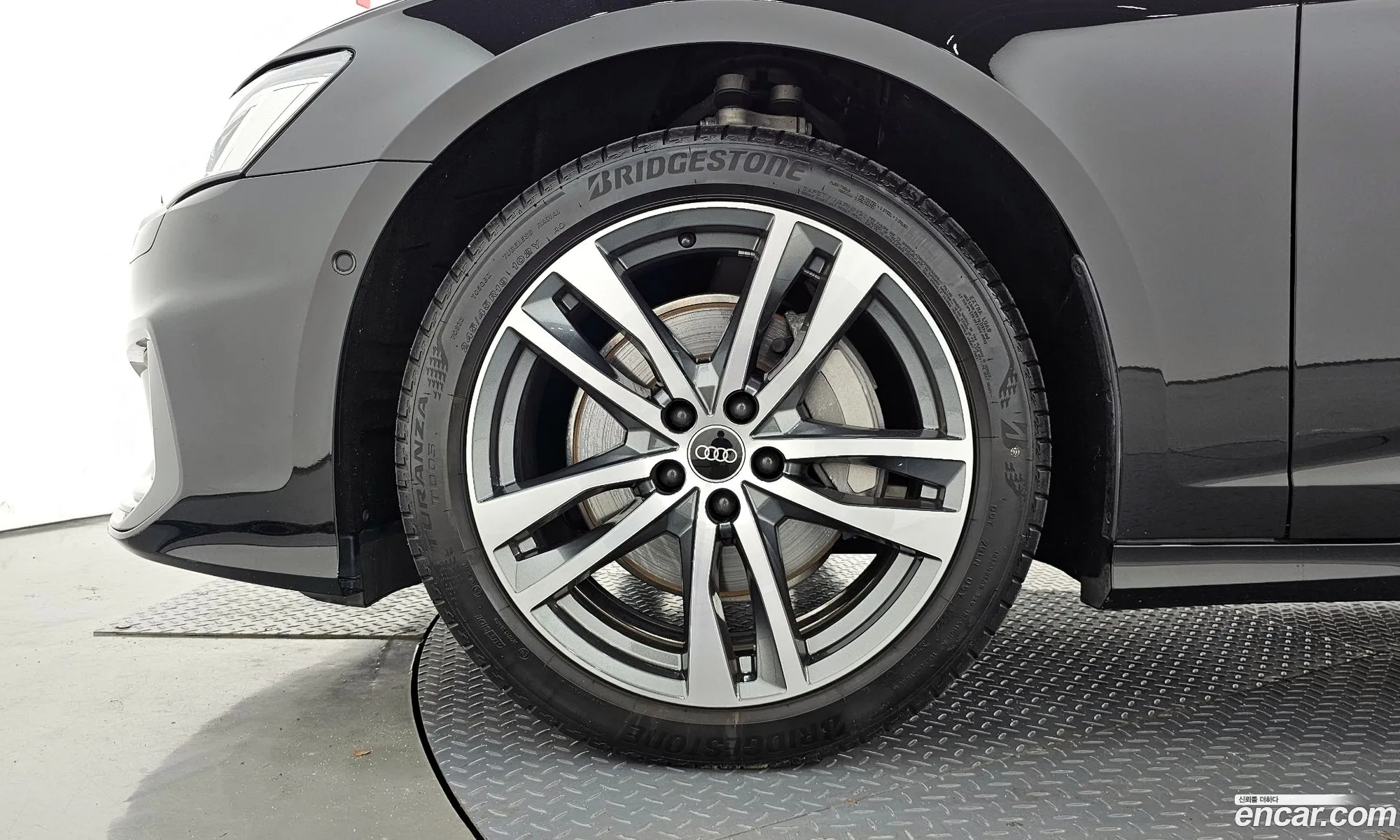 Audi A6 V C8 45 Tfsi Premium 2022 - фотография 15290785