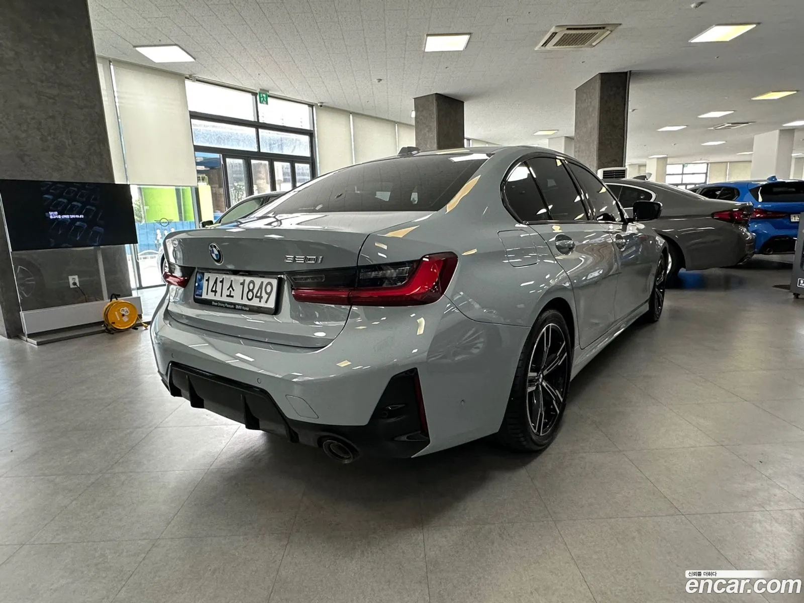 BMW 3Er 320I M Sports 2023 - фотография 19675194