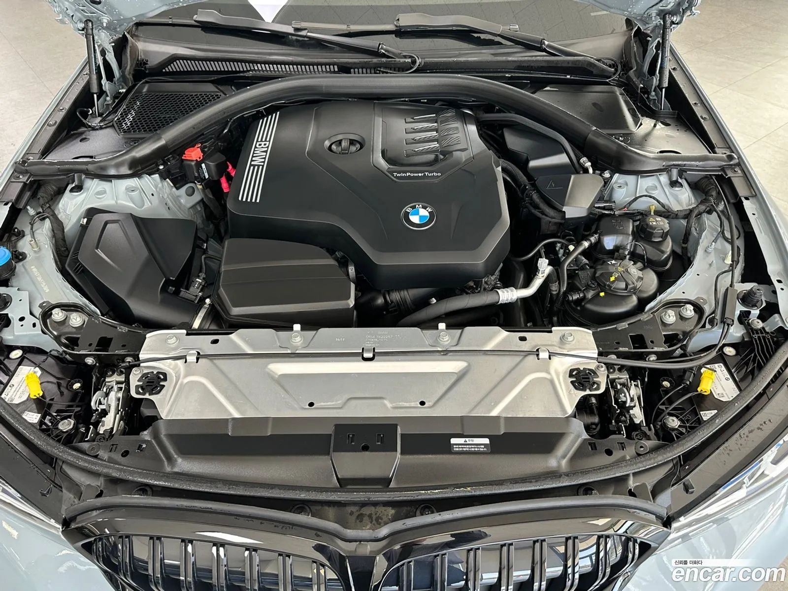 BMW 3Er 320I M Sports 2023 - фотография 19675198