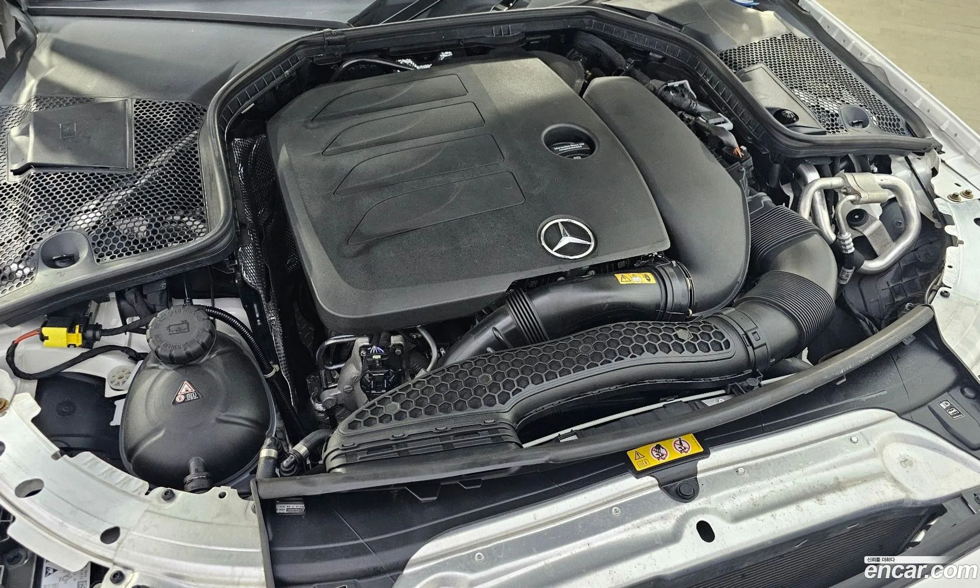 Mercedes-Benz C-Klasse Iv W205 C200 Cabriolet 2020 - фотография 16238177