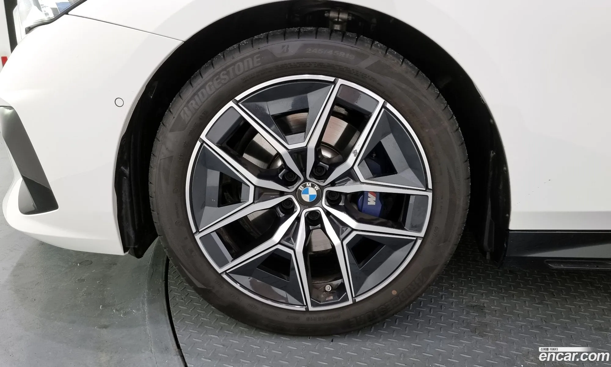 BMW 5Er 520I M Sports 2024 - фотография 16373391