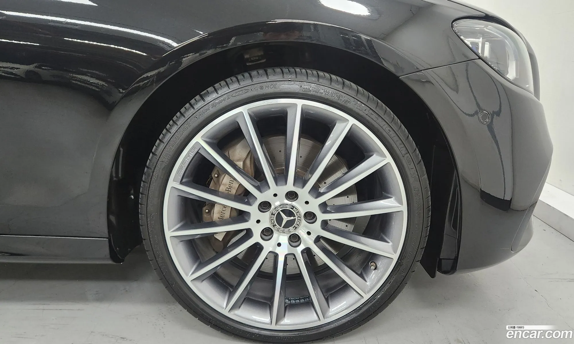Mercedes-Benz E-Klasse V W213 S213 C238 E350 4Matic Amg Line 2021 - фотография 16377031