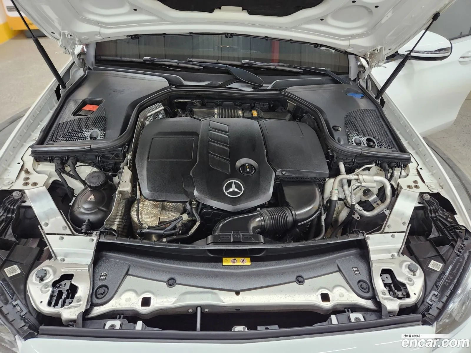 Mercedes-Benz E-Klasse V W213 S213 C238 E220D Avant Garde 2019 - фотография 16382738