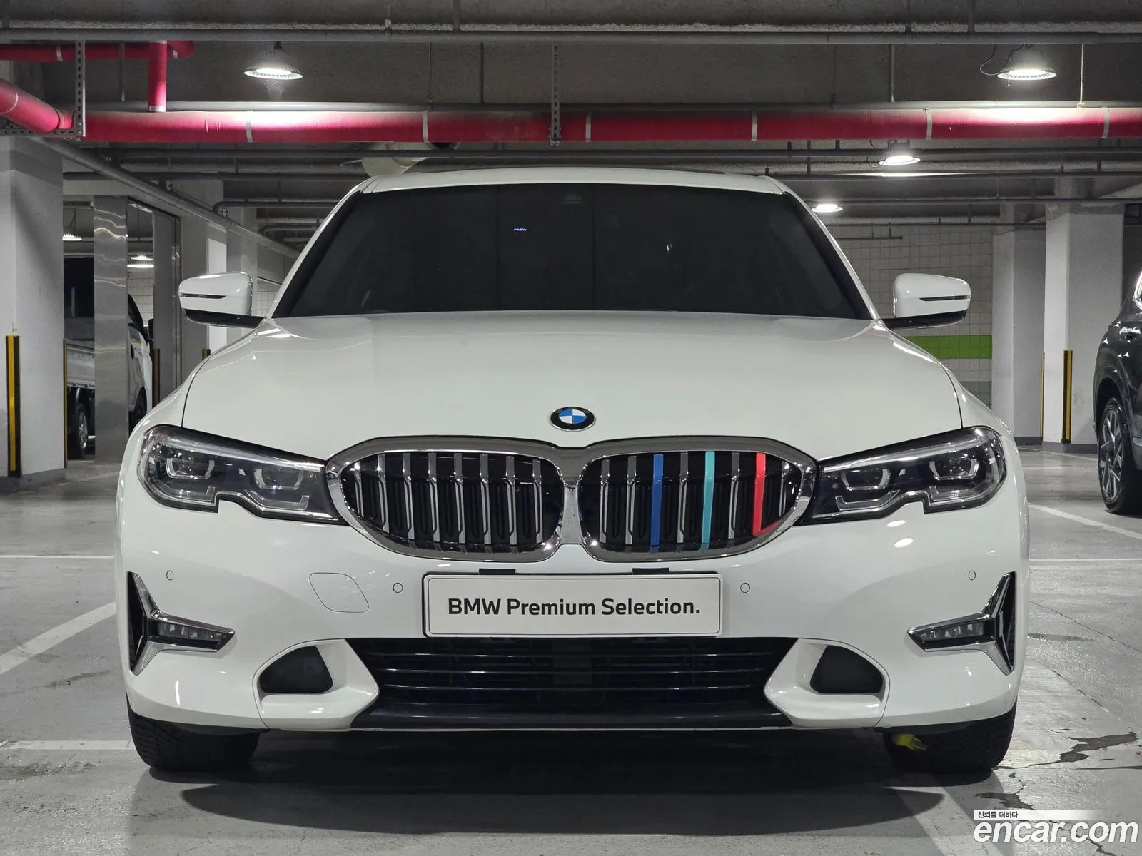 BMW 3Er 320D Luxury 2019 - фотография 19675183