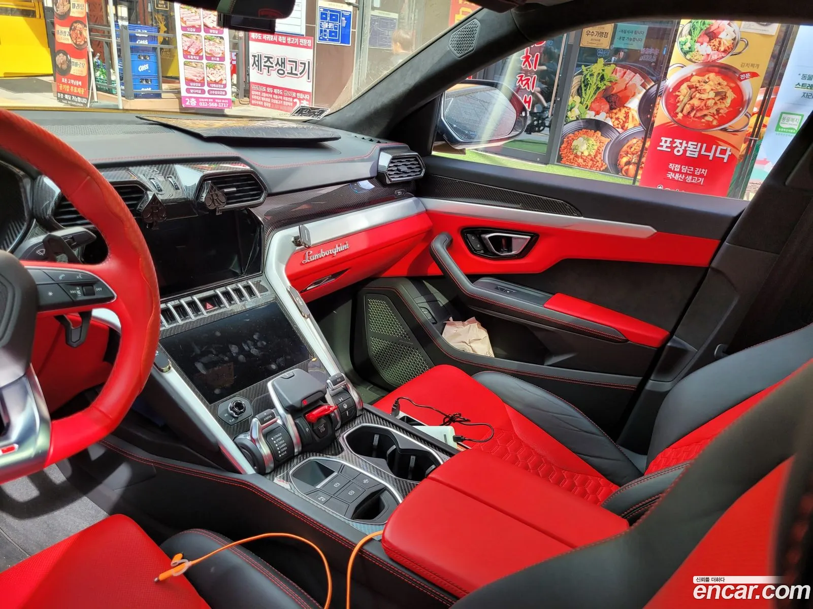 Lamborghini Urus I 40 V8 2020 - фотография 3749481