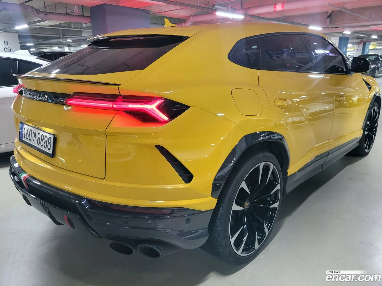 Lamborghini Urus I 40 V8 2020 - фотография 3749486