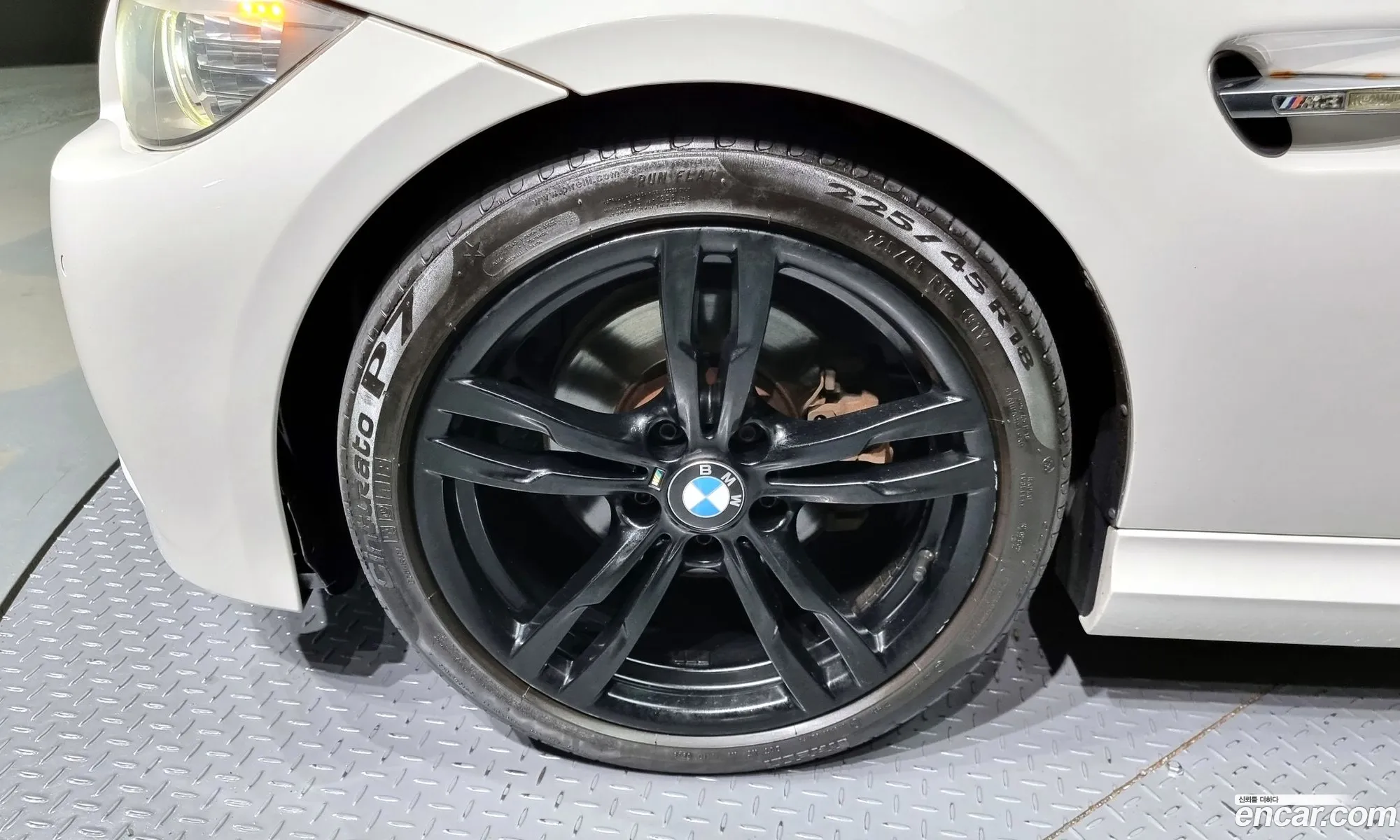 BMW 3Er V E90E91E92E93 320D Sedan 2009 - фотография 16373452