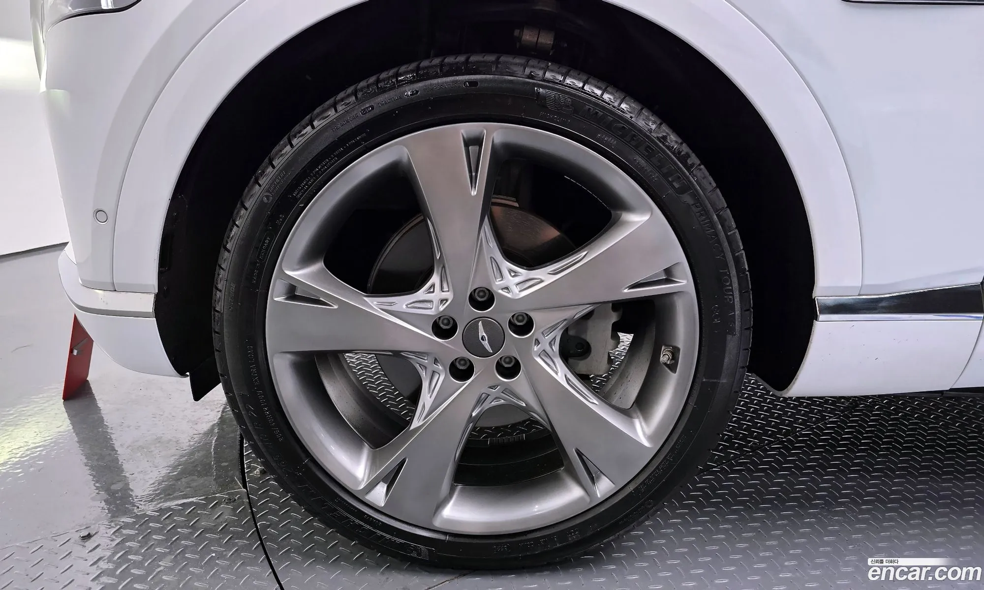Genesis Gv80 I 25T Gasoline Awd 2021 - фотография 1563669