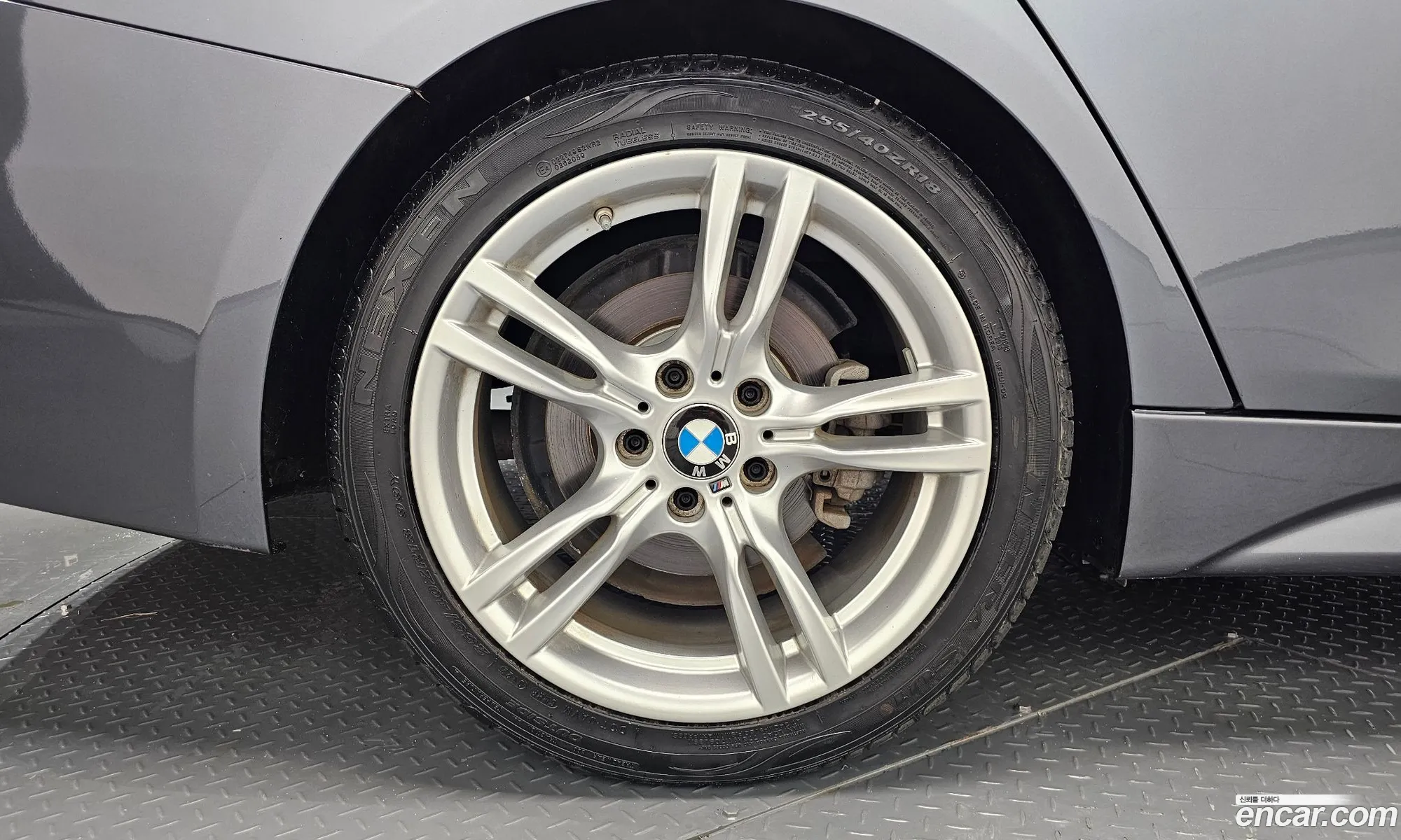 BMW 3Er 330I M Sports Shadow 2018 - фотография 18989438