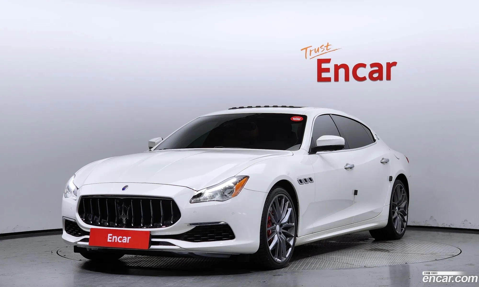 Maserati Quattroporte Vi S Q4 30 V6 Granlusso 2017 - фотография 4596923