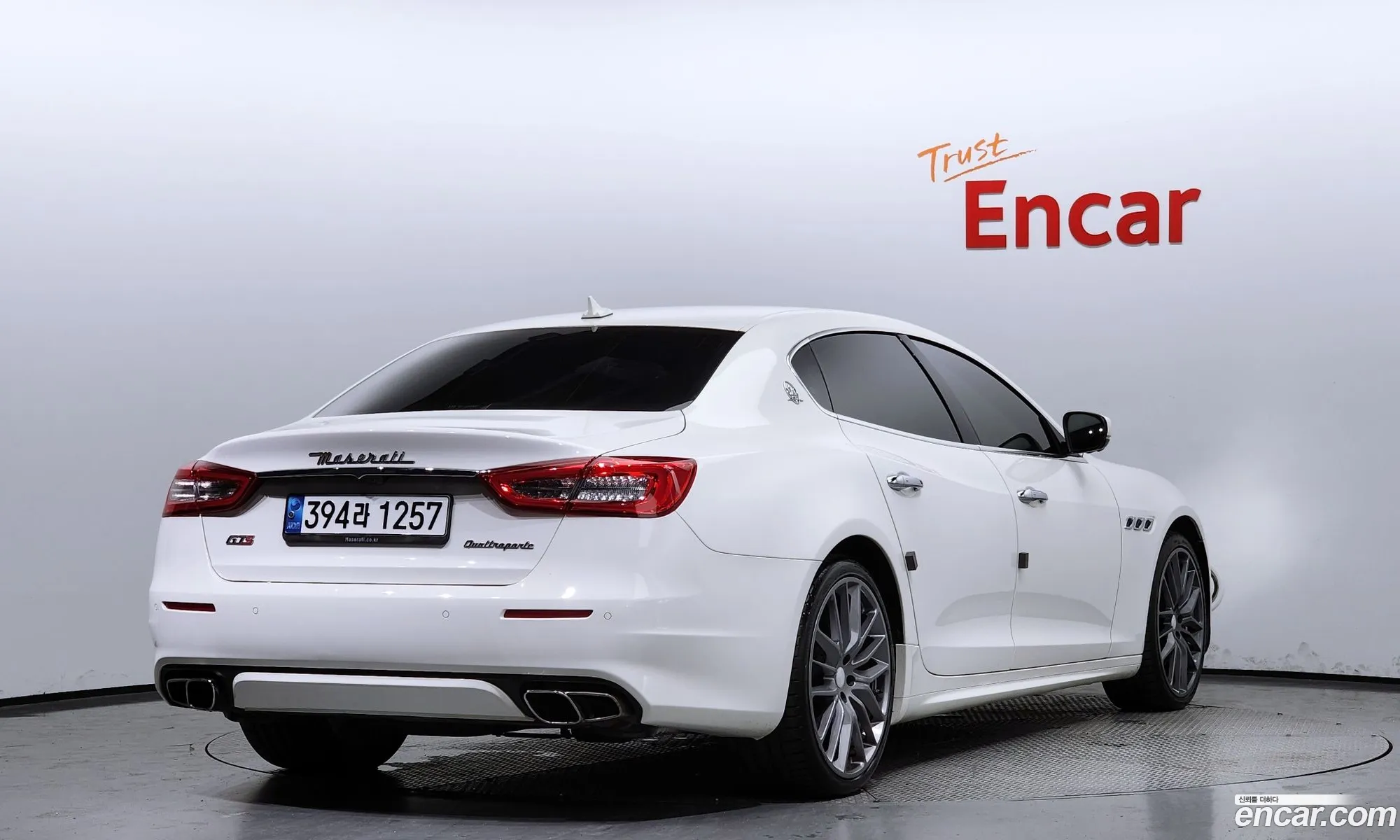 Maserati Quattroporte Vi S Q4 30 V6 Granlusso 2017 - фотография 4596924