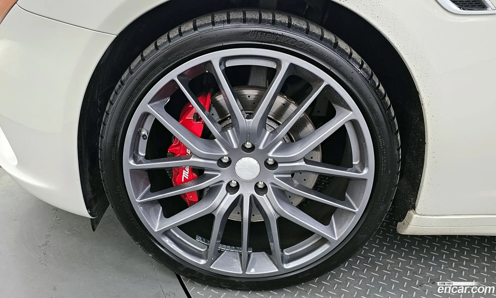 Maserati Quattroporte Vi S Q4 30 V6 Granlusso 2017 - фотография 4596927