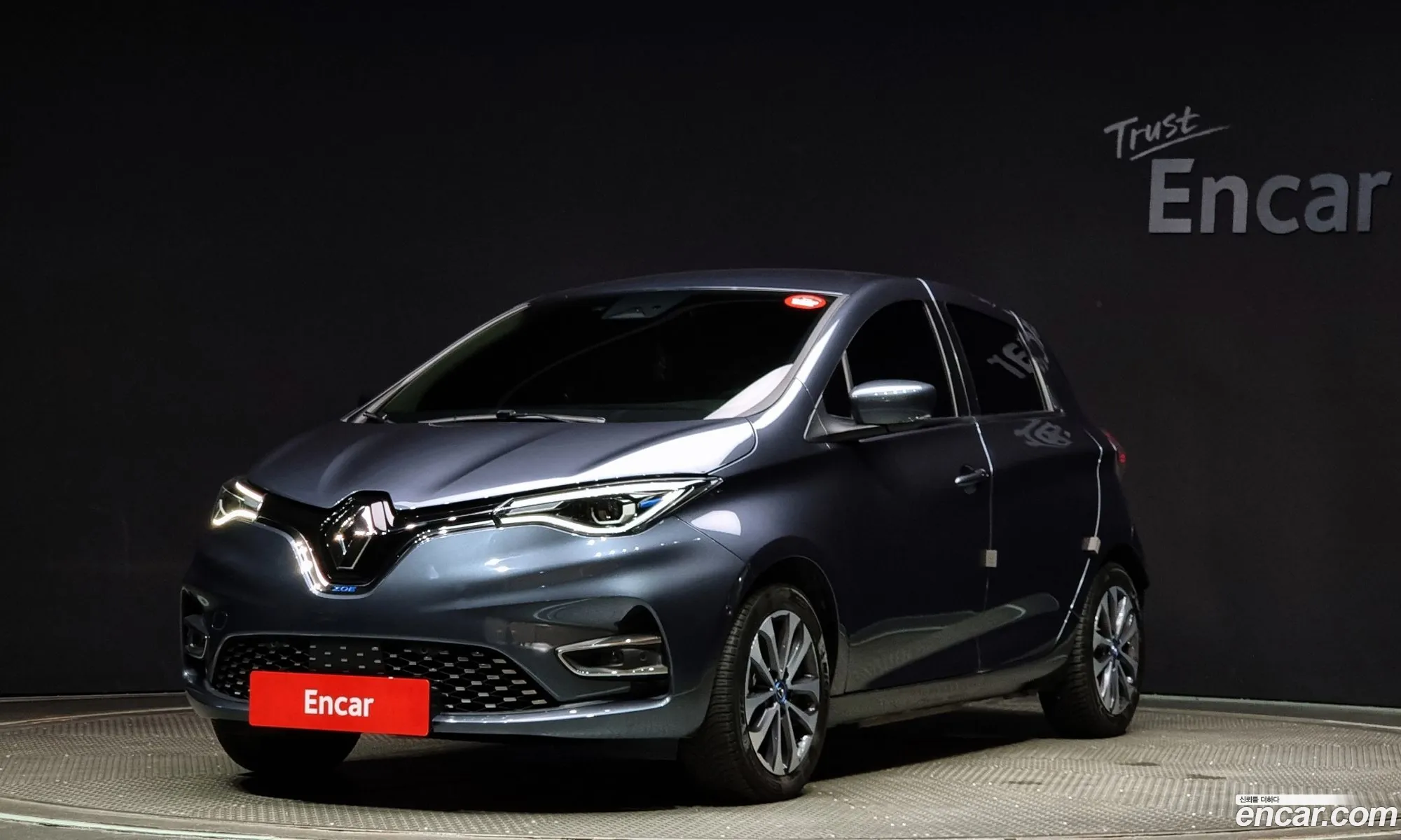 Renault Samsung Zoe Intense 2021 - фотография 2672899