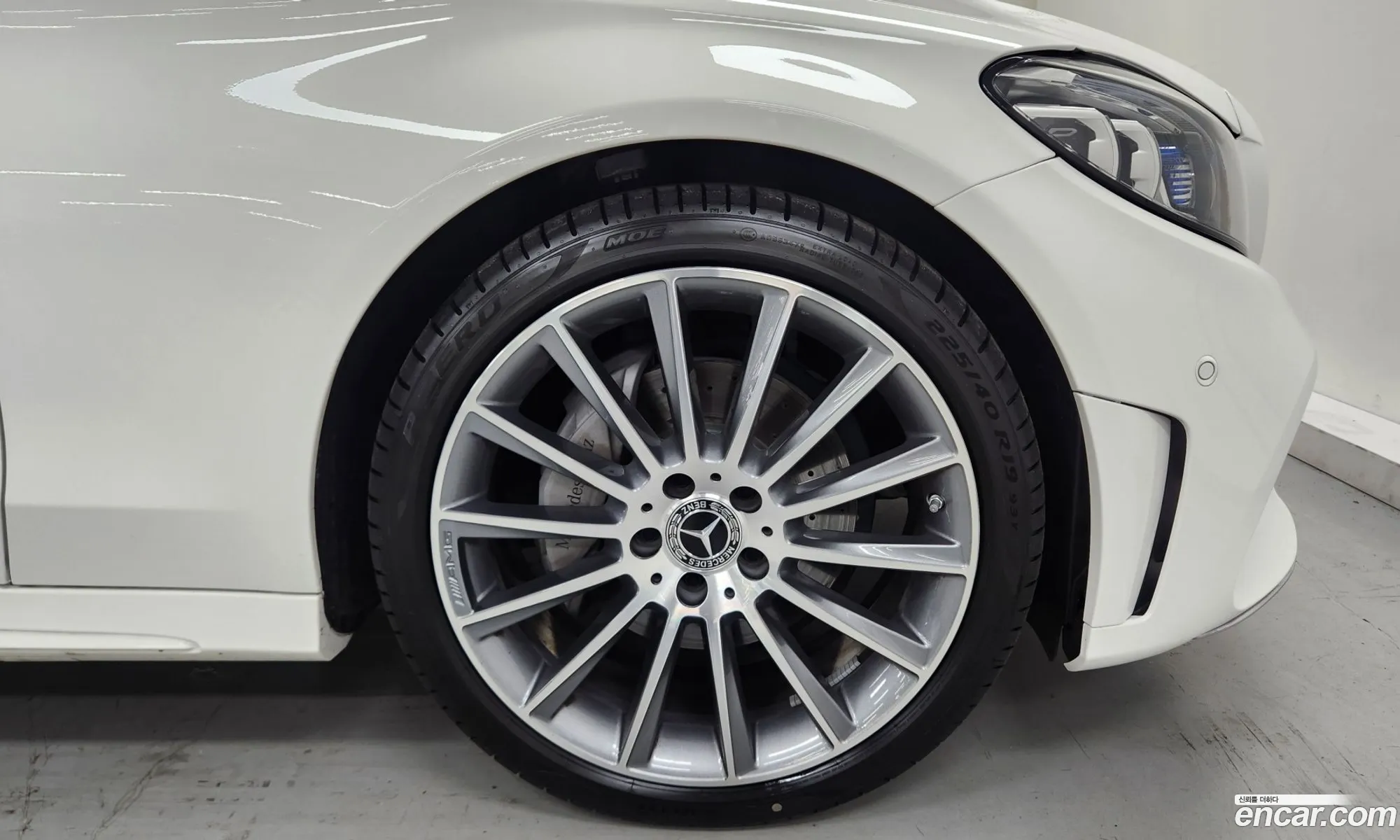 Mercedes-Benz C-Klasse C200 Coupe 2023 - фотография 18672152