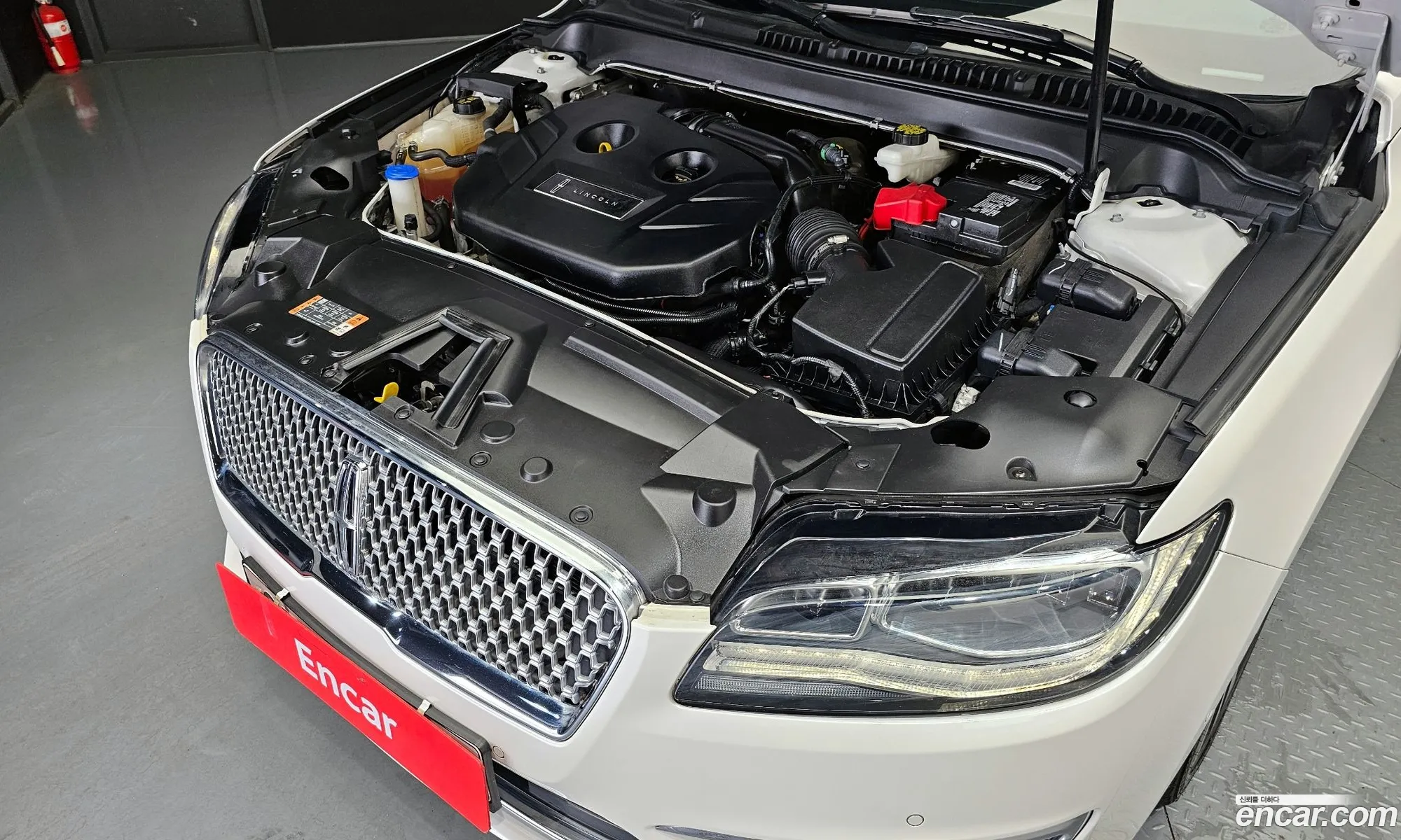Lincoln Mkz Ii 20 2019 - фотография 4642595